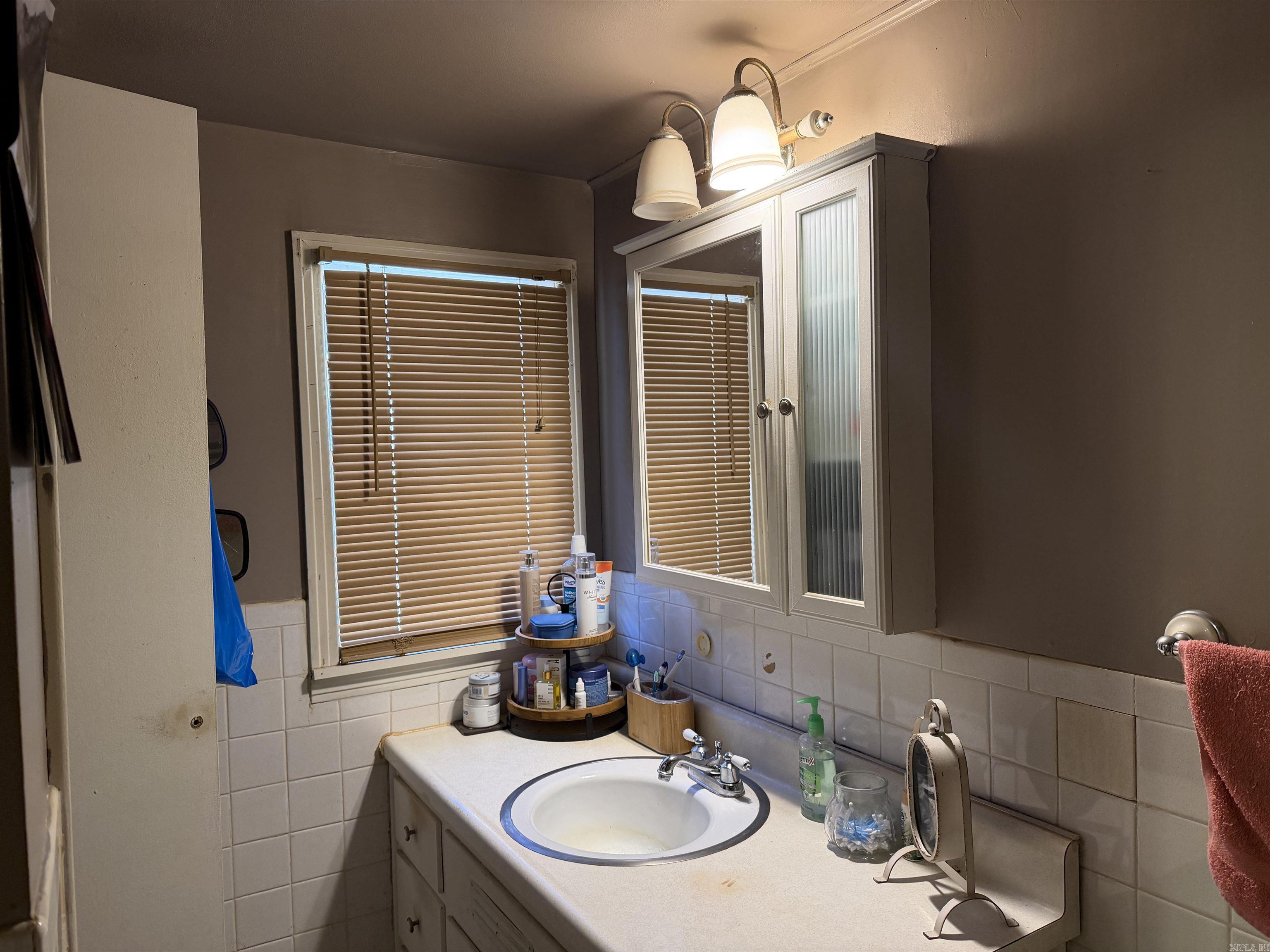 512 West Street Property Photo 15
