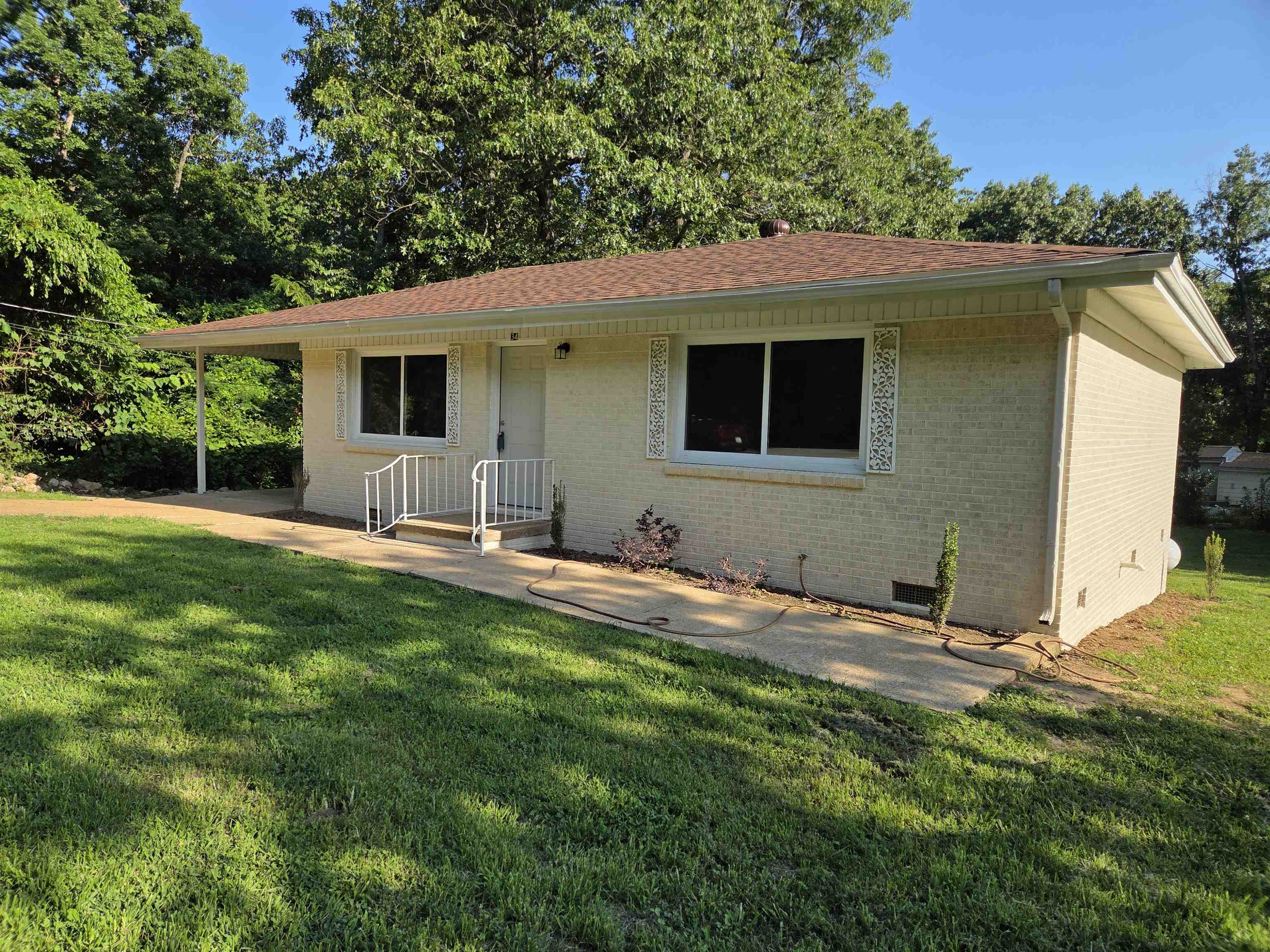 34 Sequoyah Ridge Road Property Photo 3