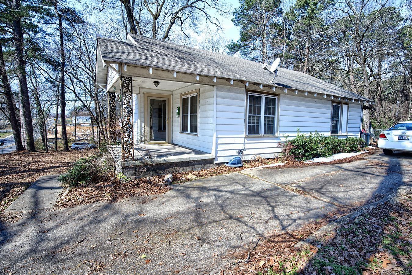 602 E Sevier St Property Photo 3