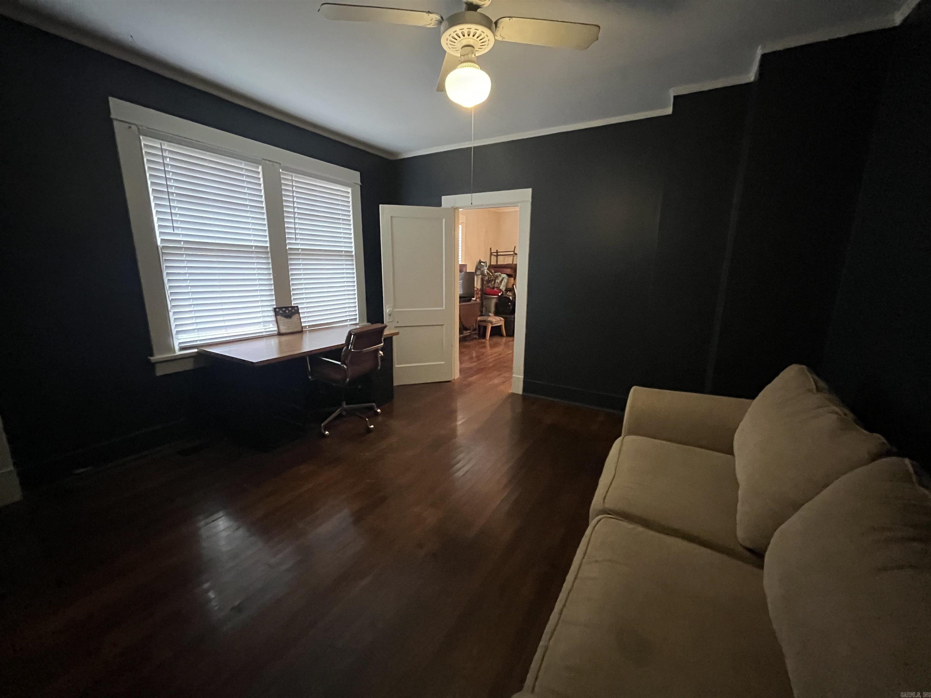 4819 Lee Avenue Property Photo 11