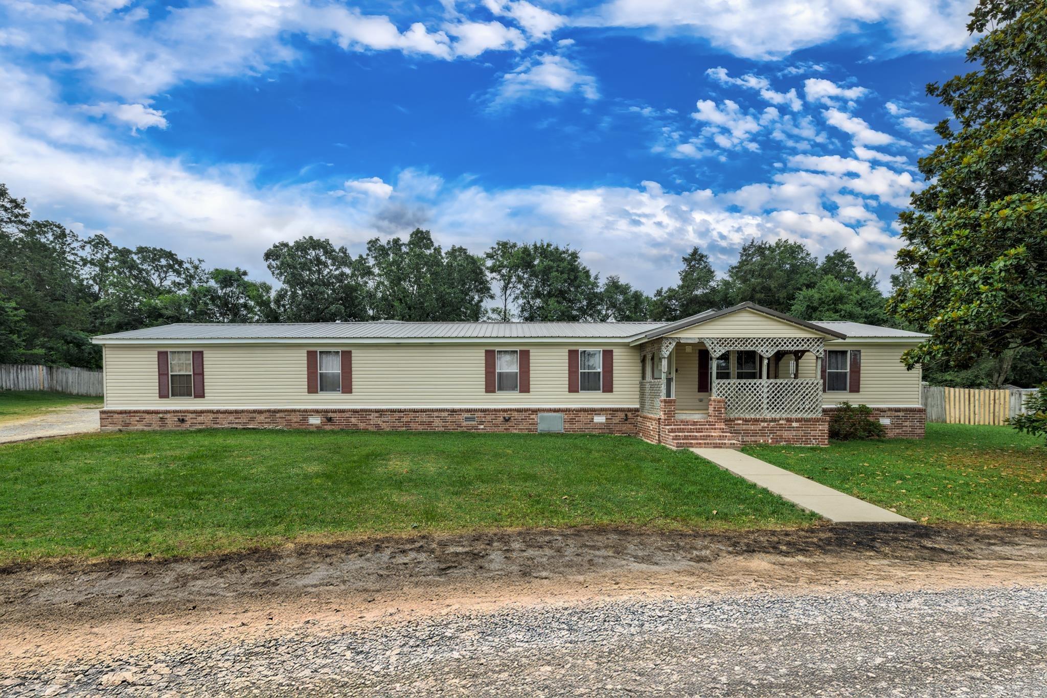1001 Crystal Hill Road Property Photo 1