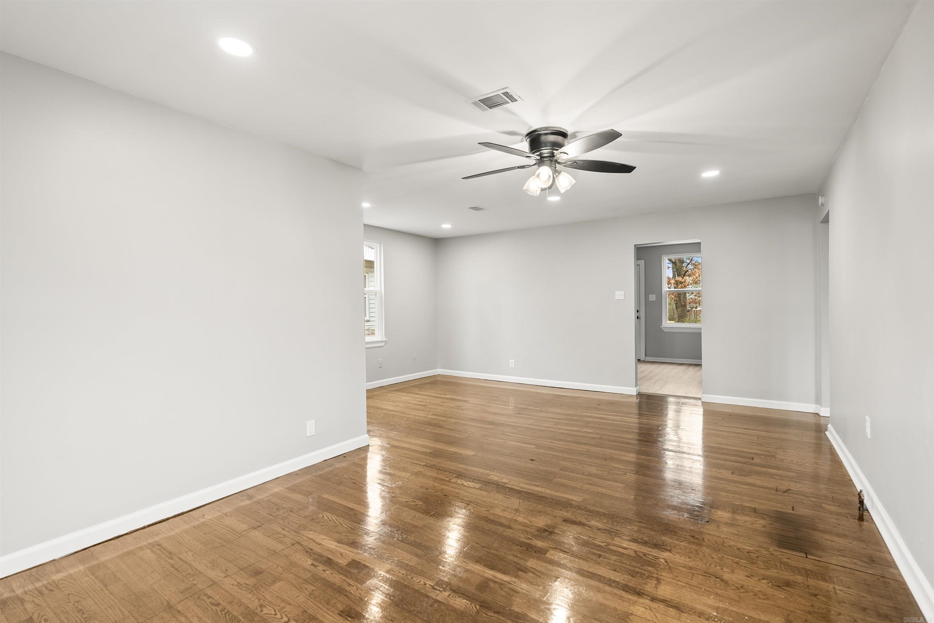 2111 S Tyler Street Property Photo 3