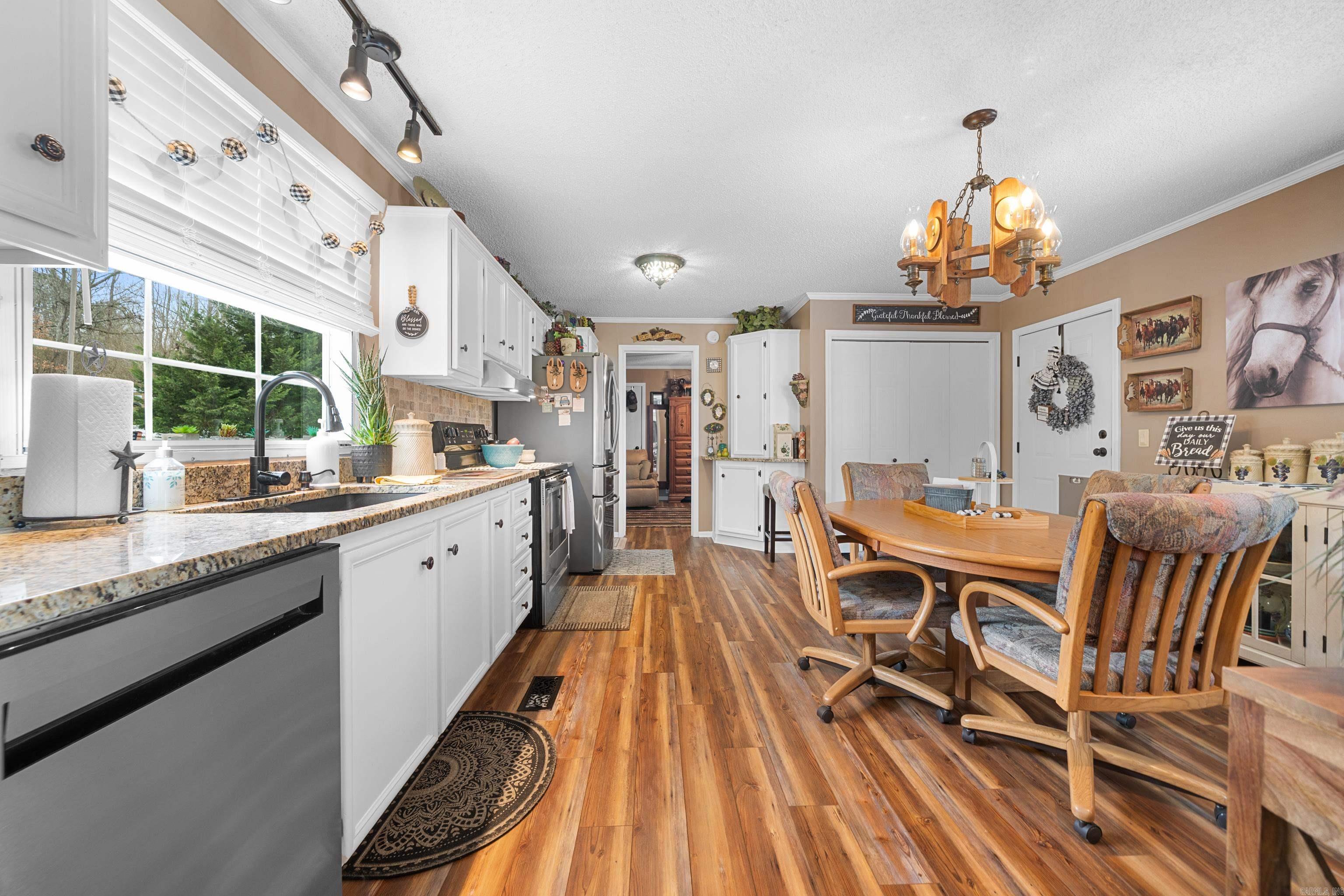 468 Rockdale Road Property Photo 43