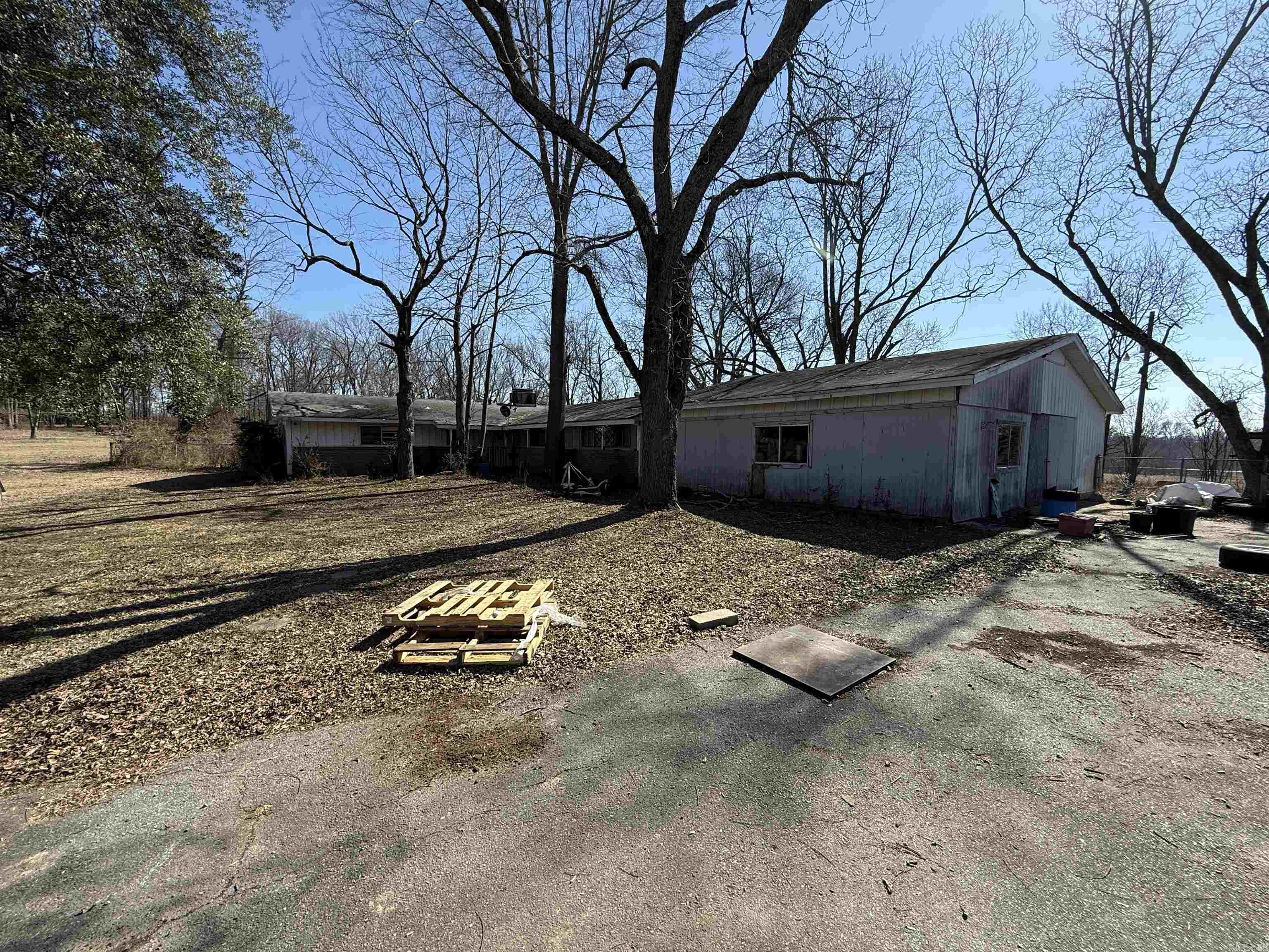 Tract 1- 2003 Old Military Rd. Property Photo 3