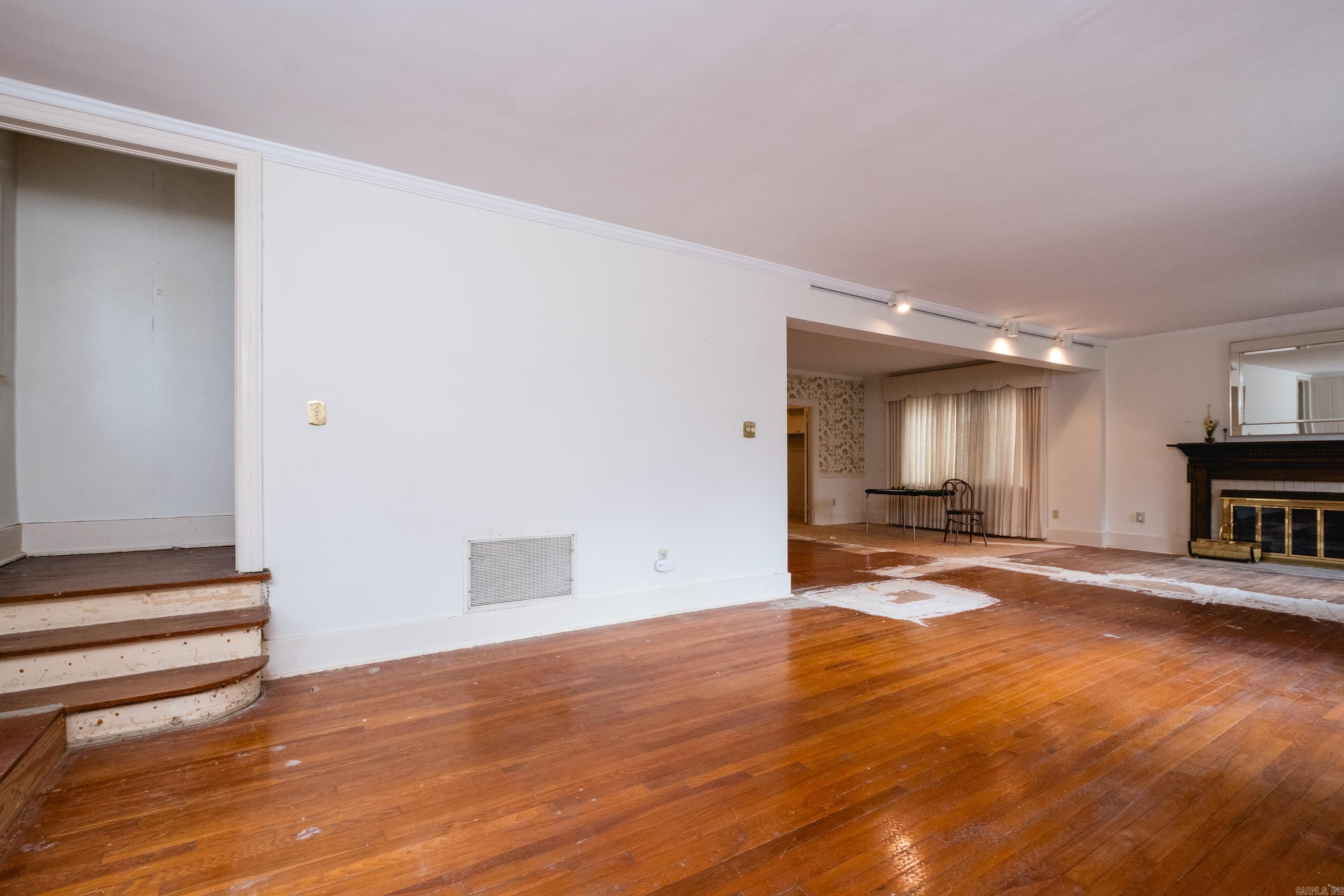 4820 Crestwood Drive Property Photo 13