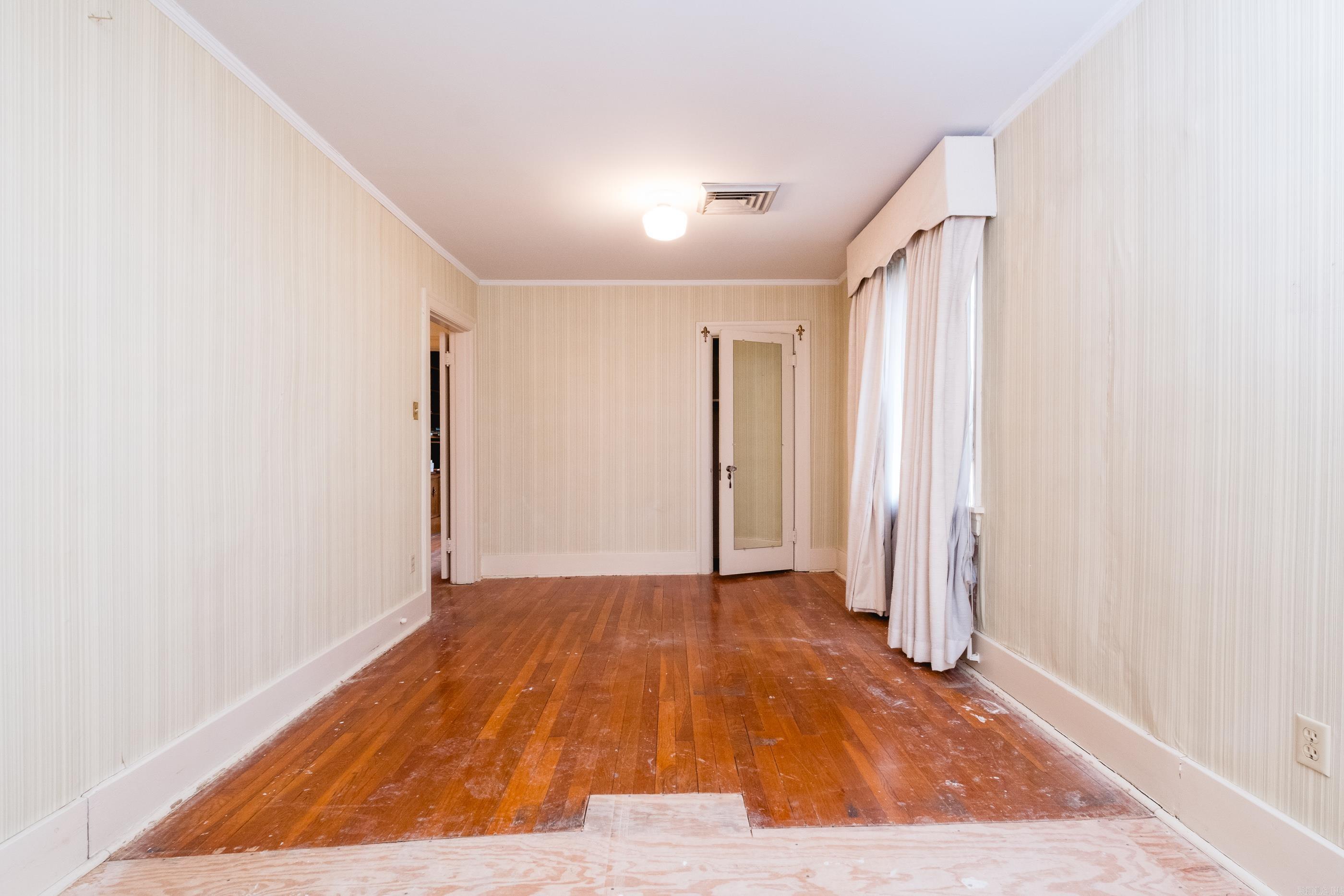 4820 Crestwood Drive Property Photo 33