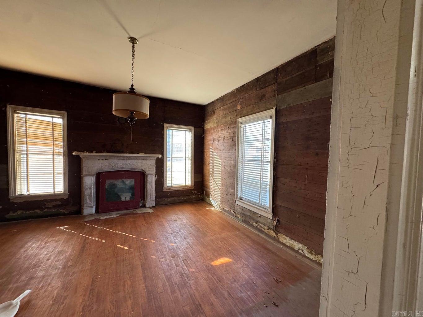 131 W Main Street Property Photo 10