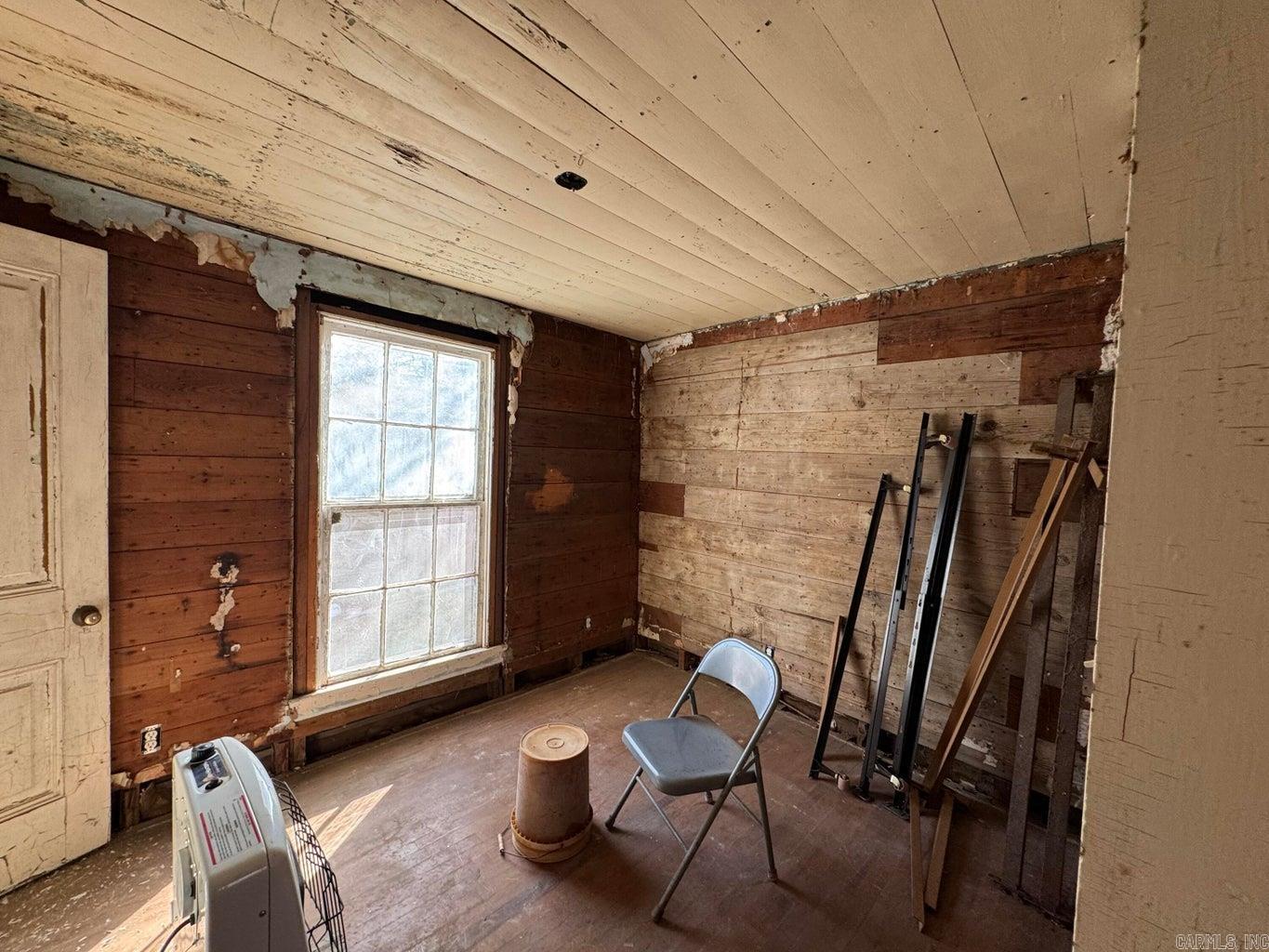 131 W Main Street Property Photo 14