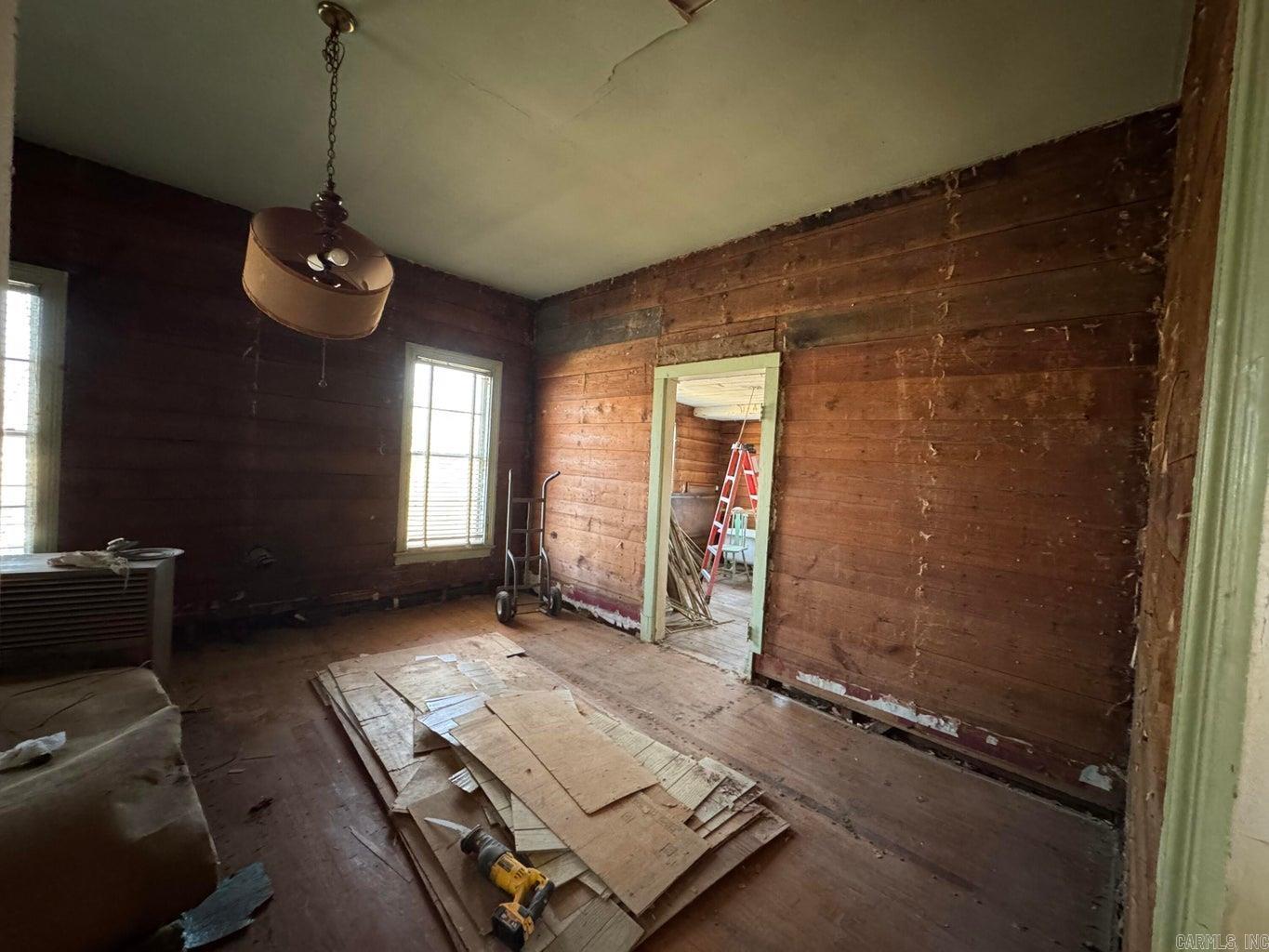 131 W Main Street Property Photo 17