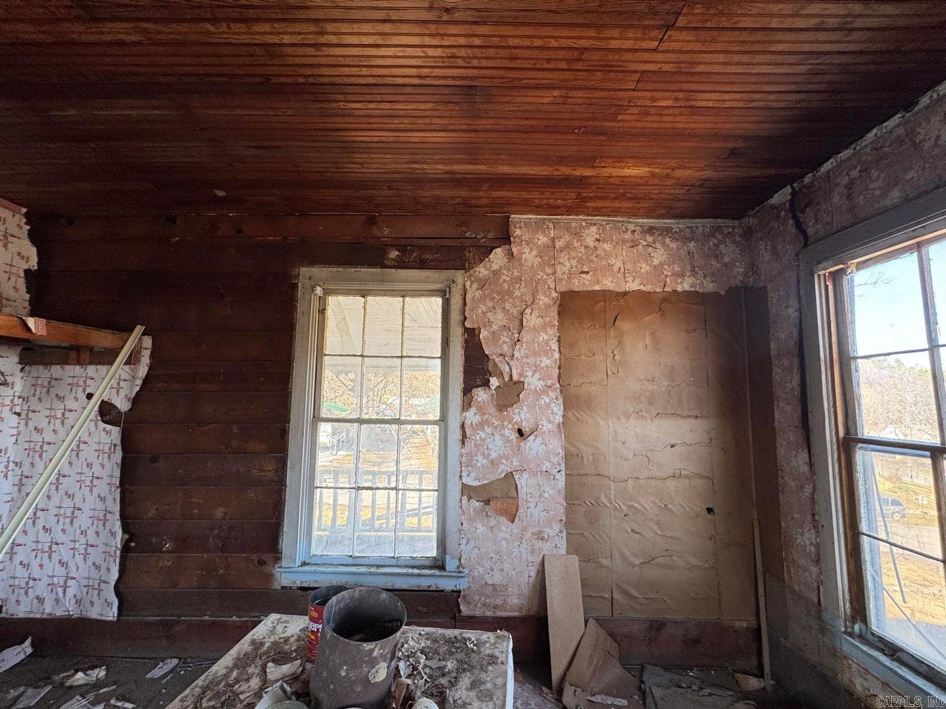 131 W Main Street Property Photo 36