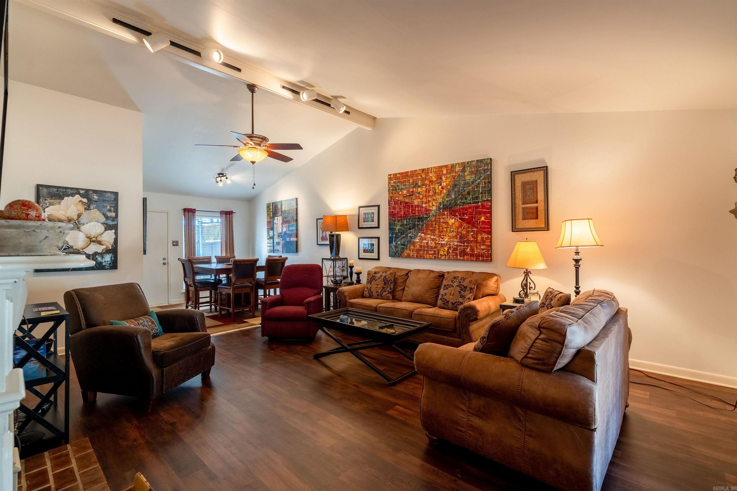 434 Orchard Court Property Photo 4