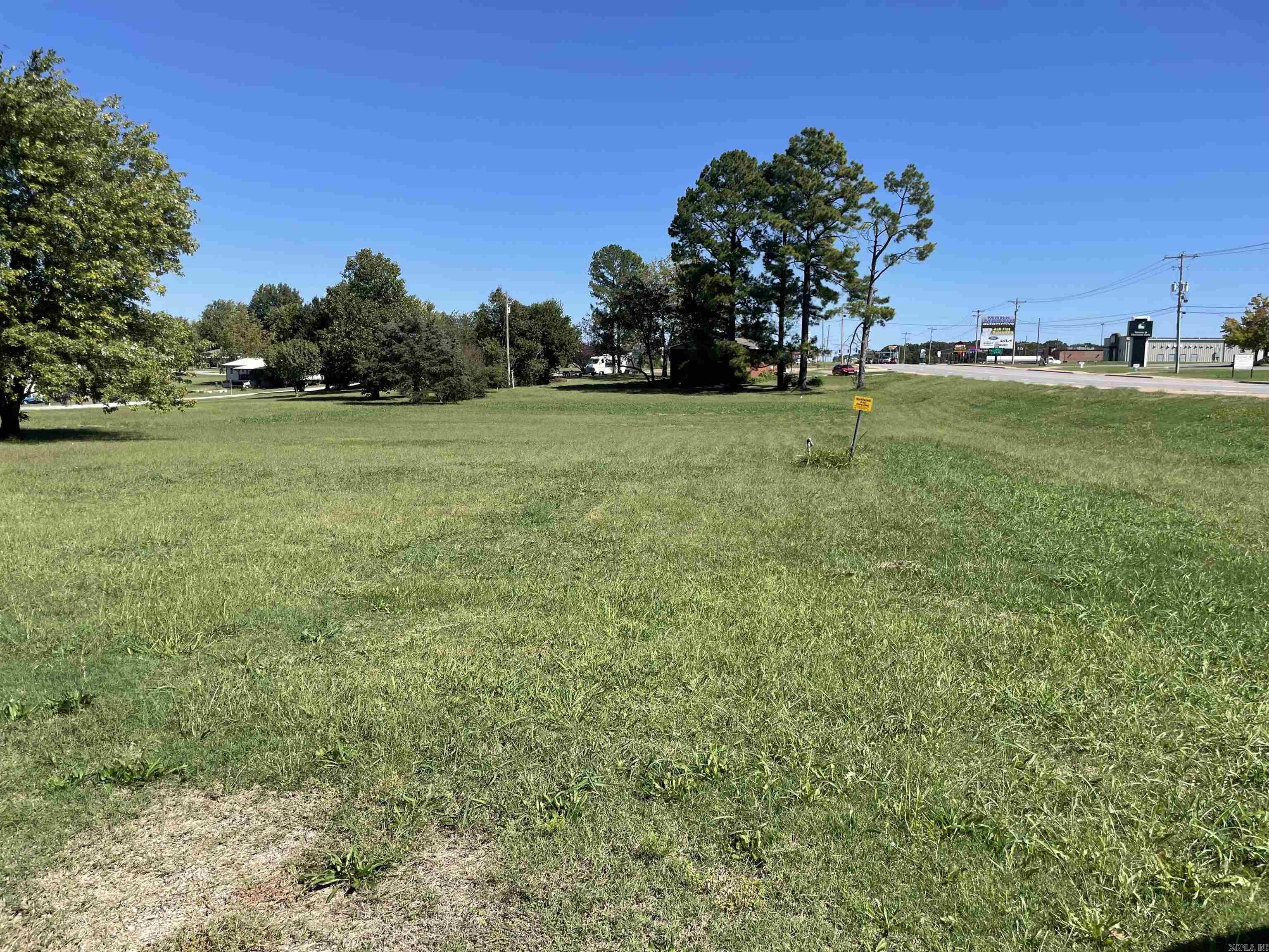005-0002-000 Hwy 62 Property Photo 1