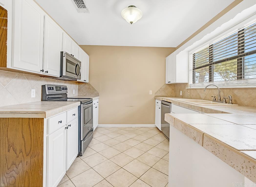 5602 W Kyle Rd Road Property Photo 8