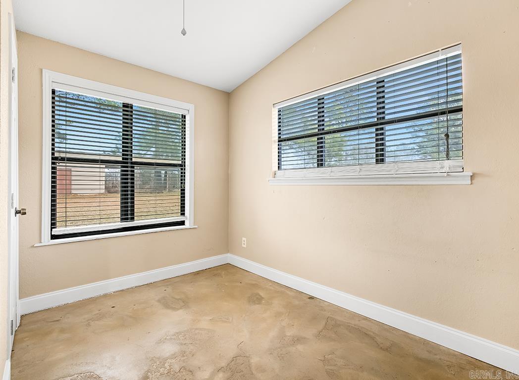 5602 W Kyle Rd Road Property Photo 10