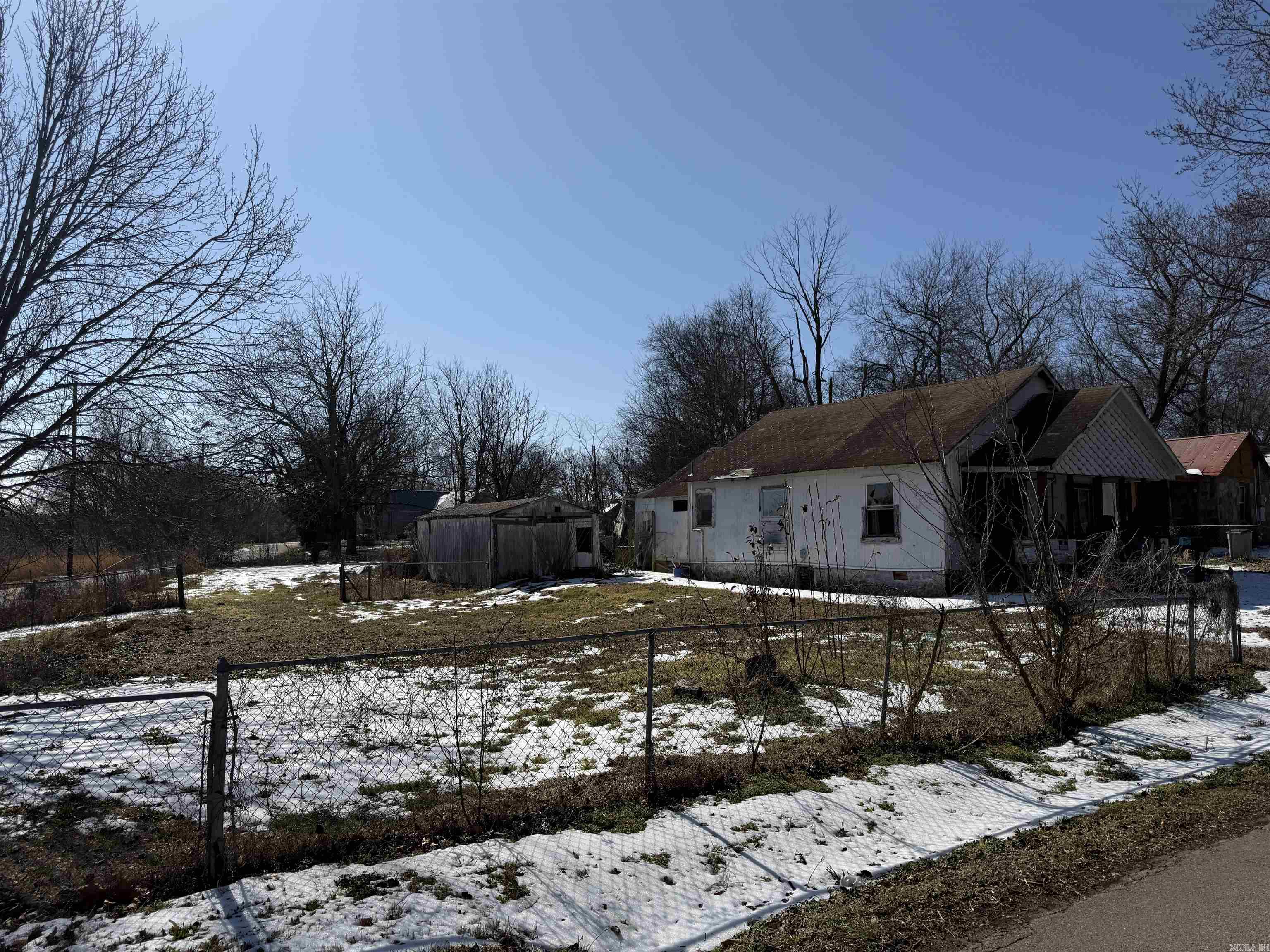 1004 Reeves Avenue Property Photo 3
