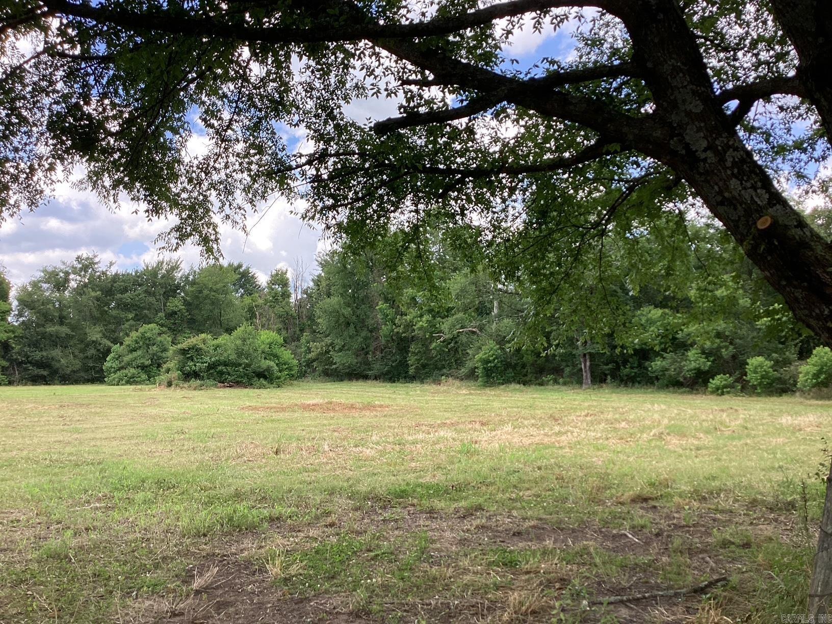 W Ave E. 39 Acres Property Photo 1