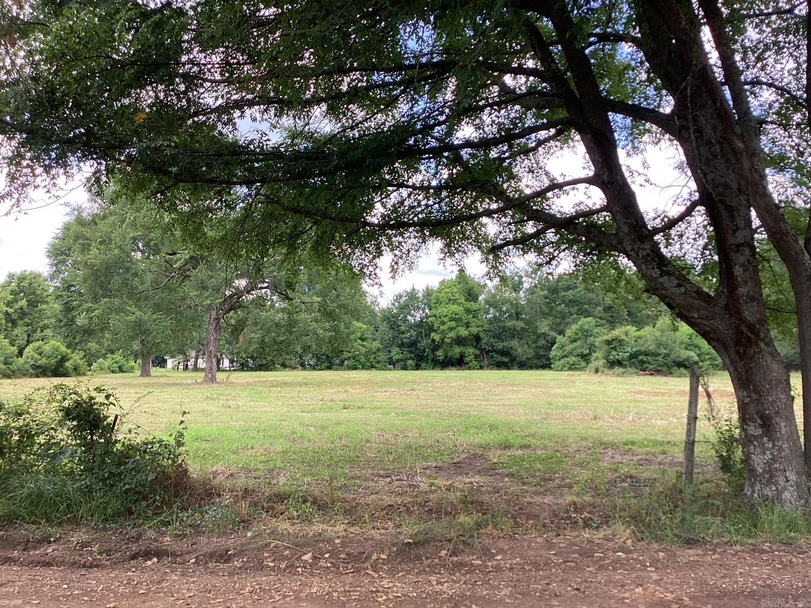 W Ave E. 39 Acres Property Photo 3