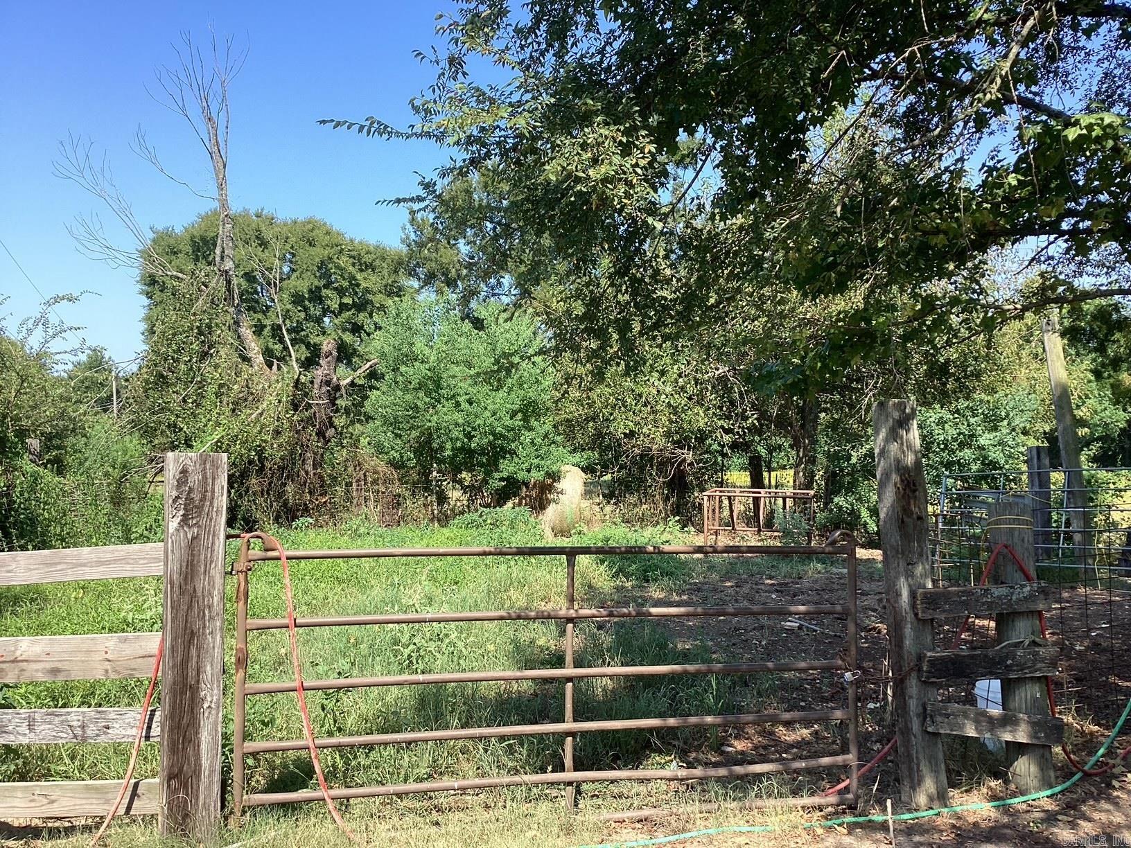 W Ave E. 39 Acres Property Photo 16