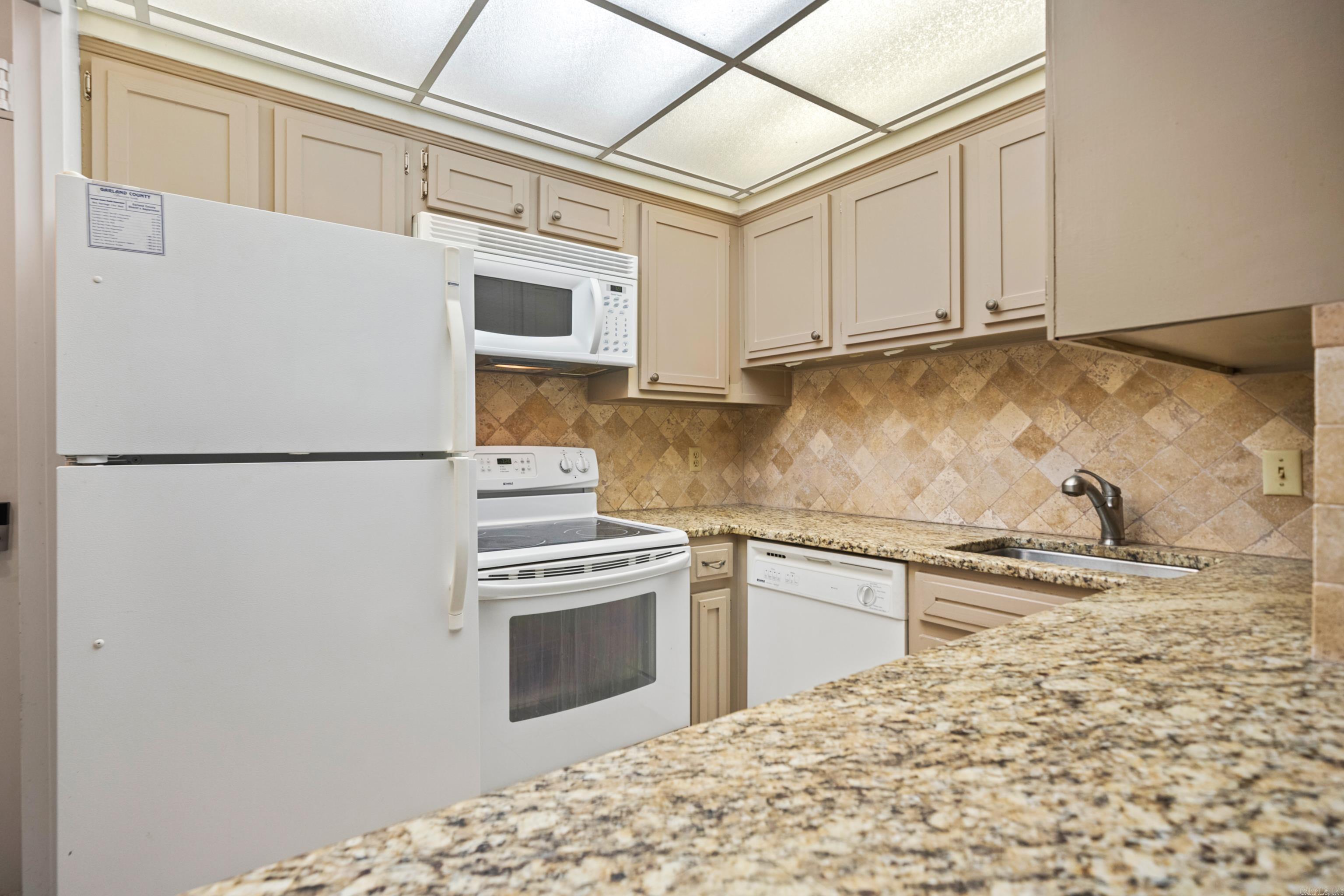 740 Weston Rd 205 Property Photo 10