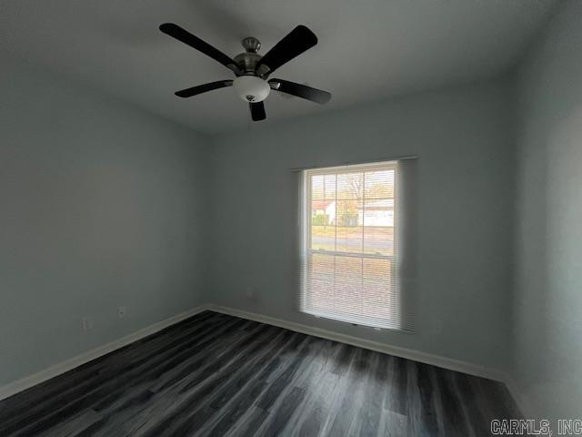 12 Willowridge Cv Property Photo 5