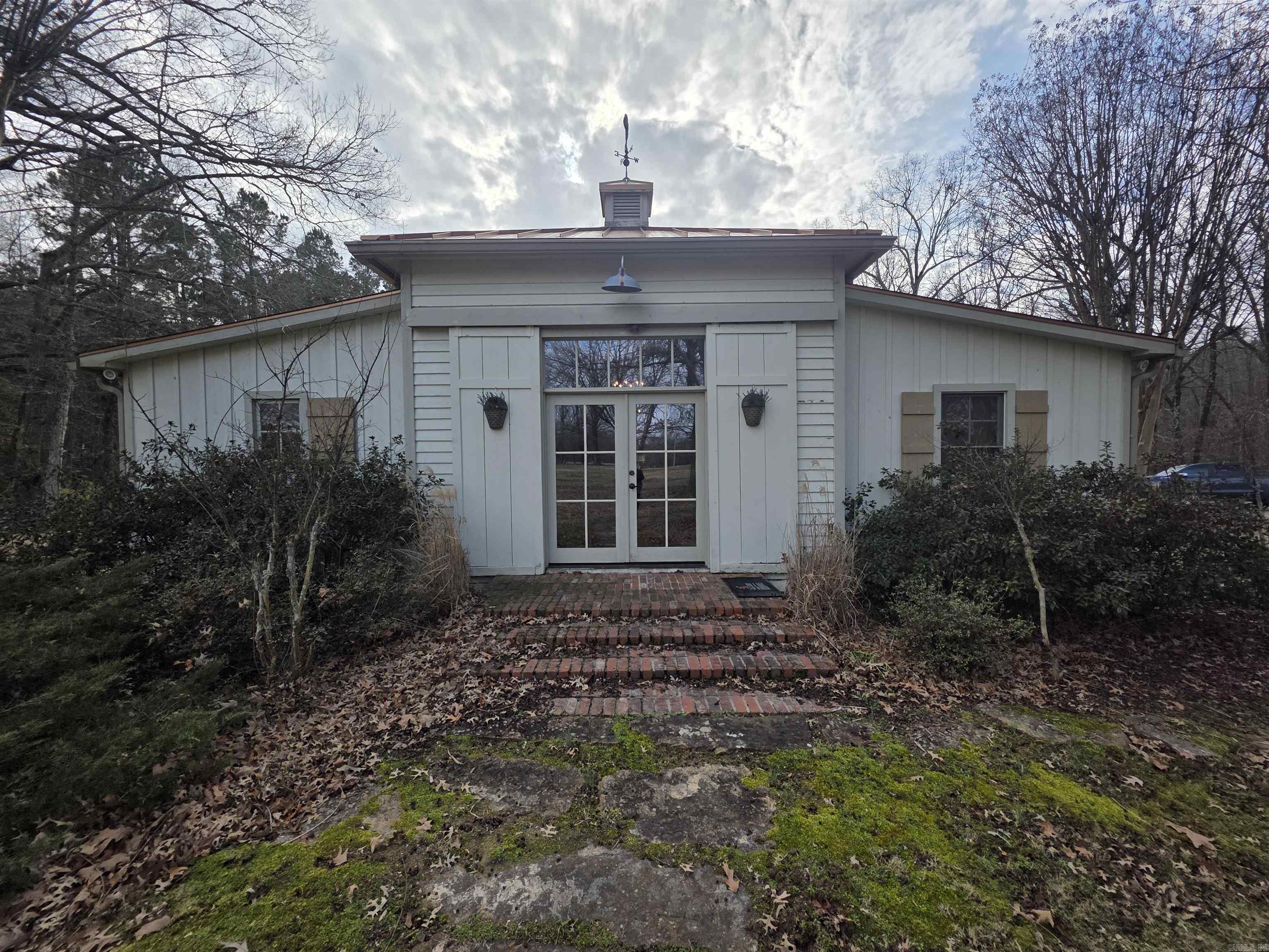 430 Ml Wilson Road Property Photo 1