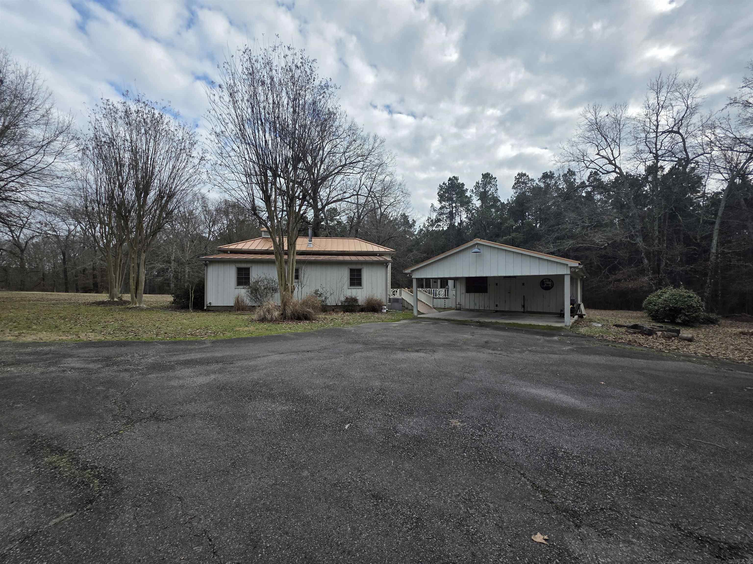 430 Ml Wilson Road Property Photo 3