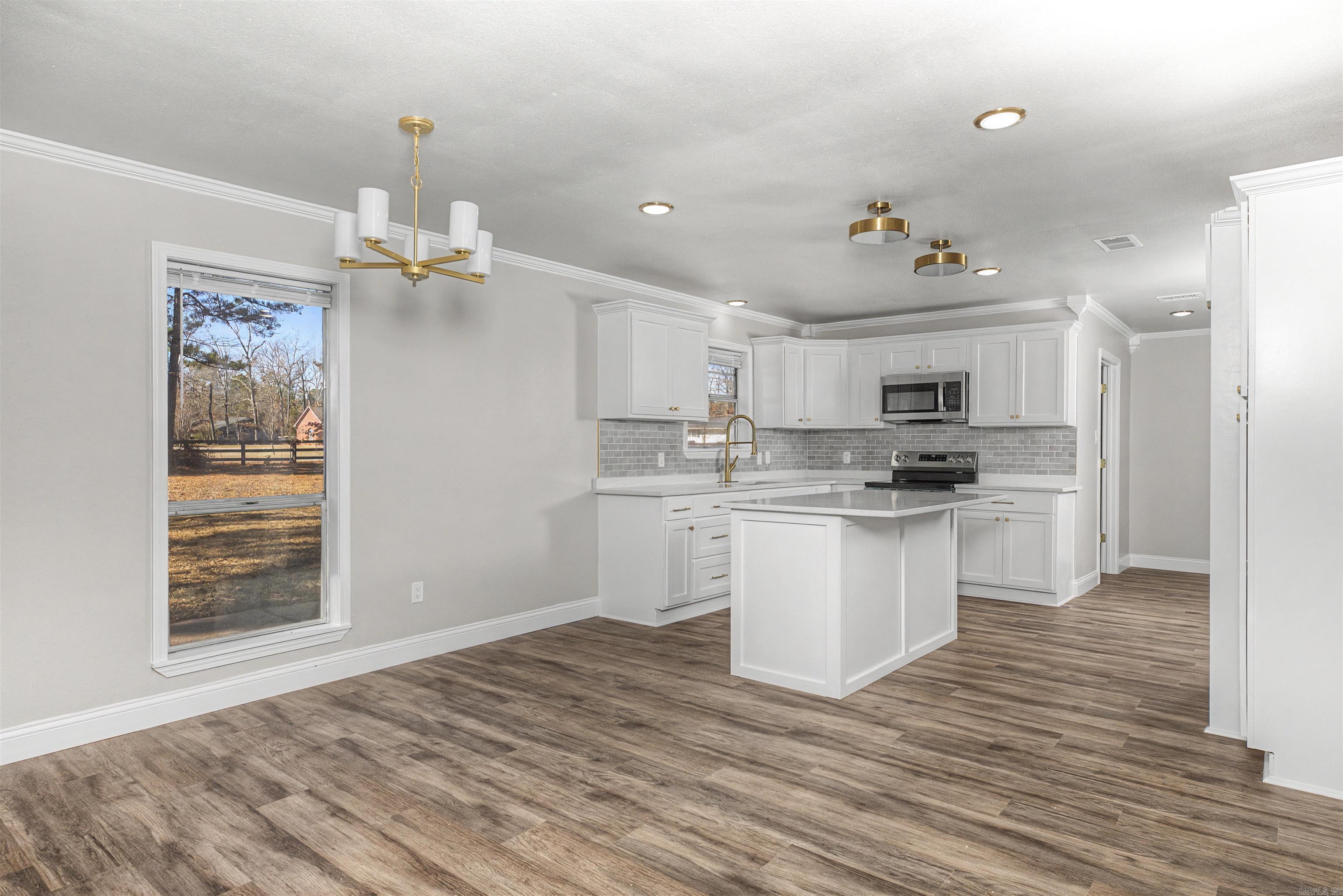 6601 Twin Oaks Property Photo 15
