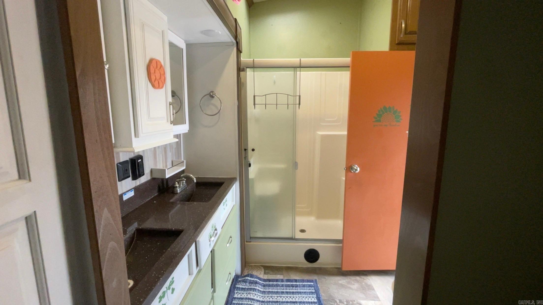 618 Hillcrest Property Photo 4