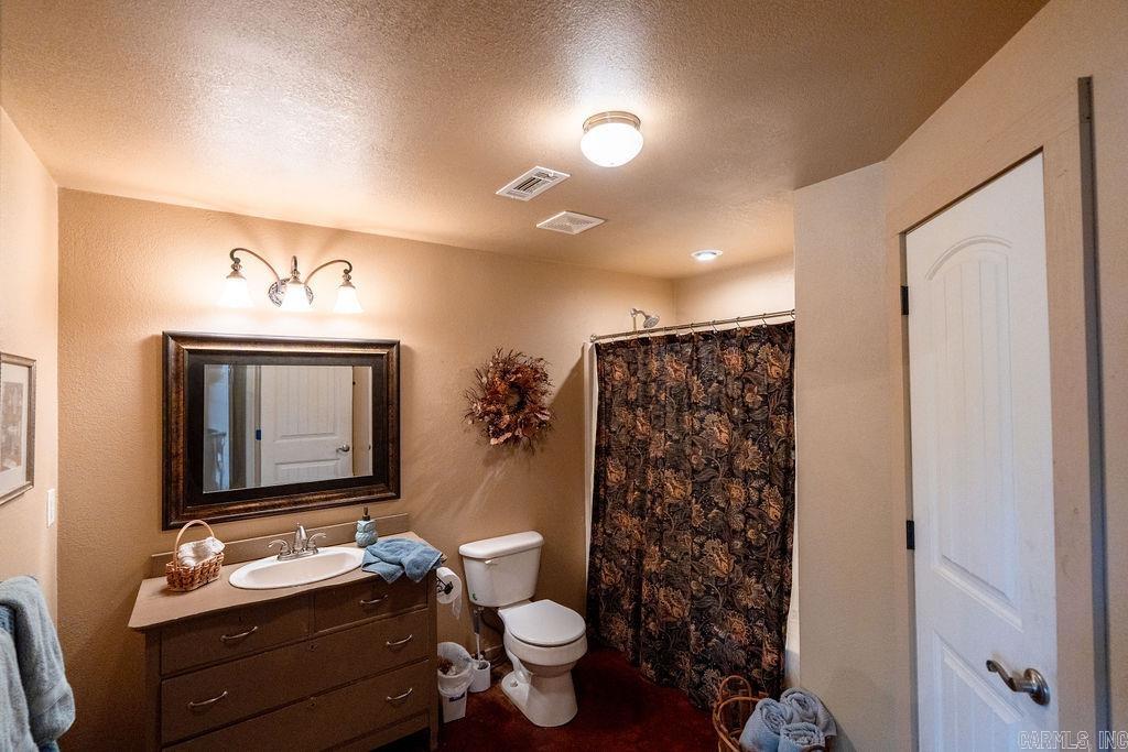 144 Lake Point Drive Property Photo 18