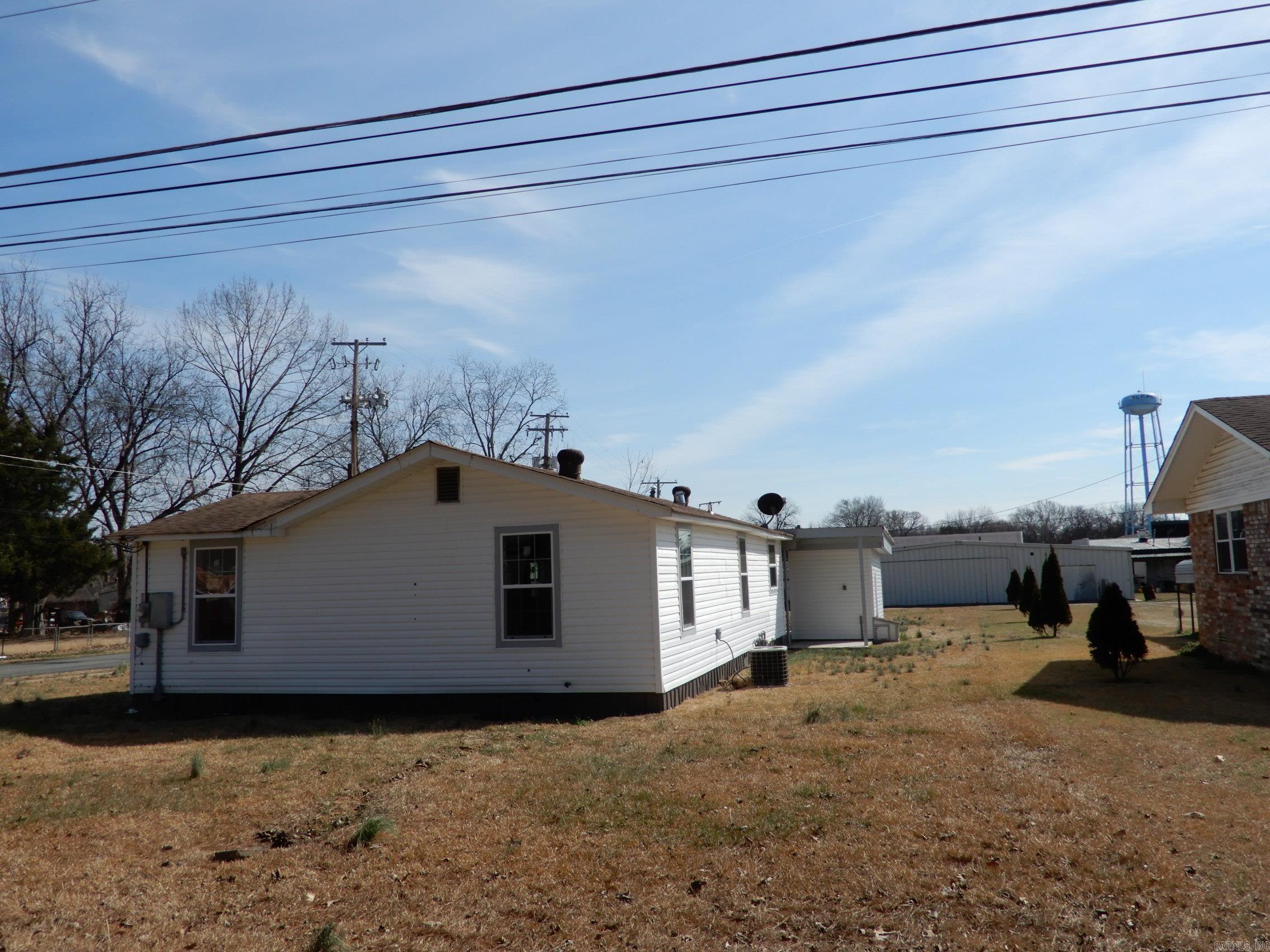 107 N Wilks Property Photo 5