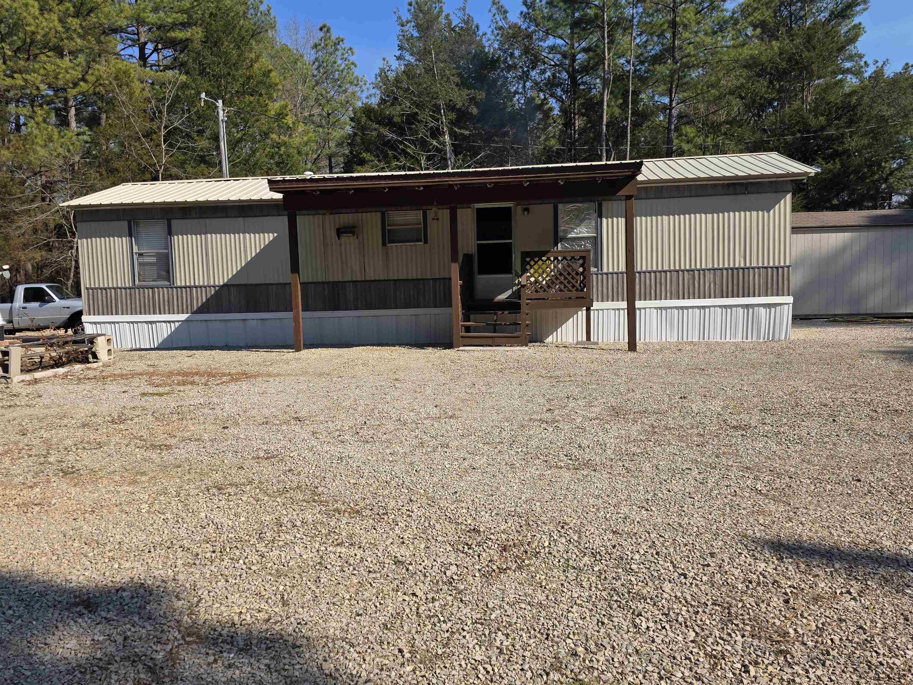 22 Tonsue Drive Property Photo 1
