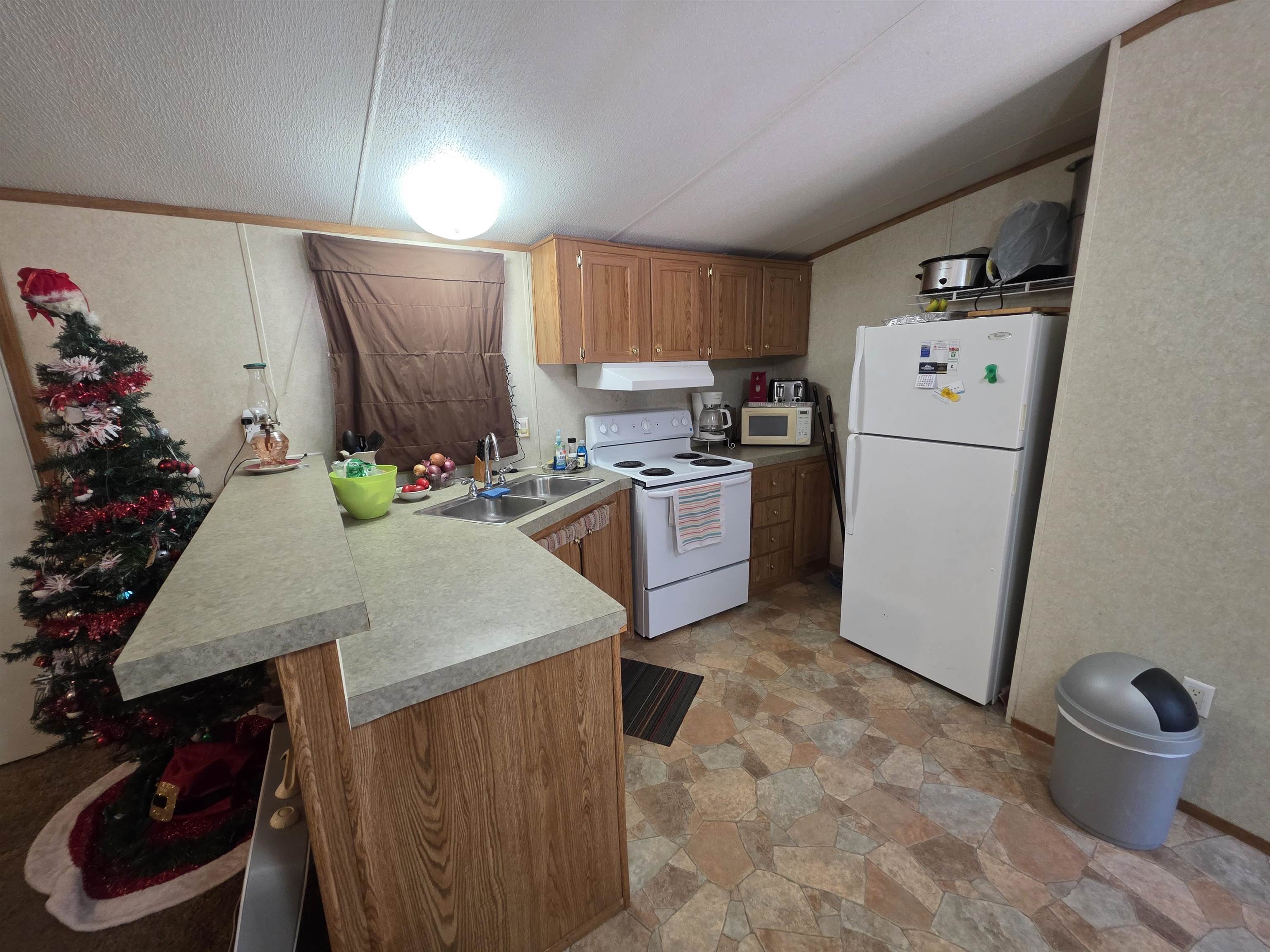 22 Tonsue Drive Property Photo 28