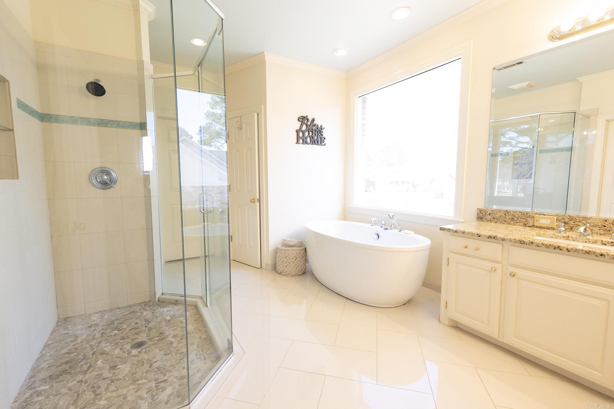 2315 Pathway Property Photo 14