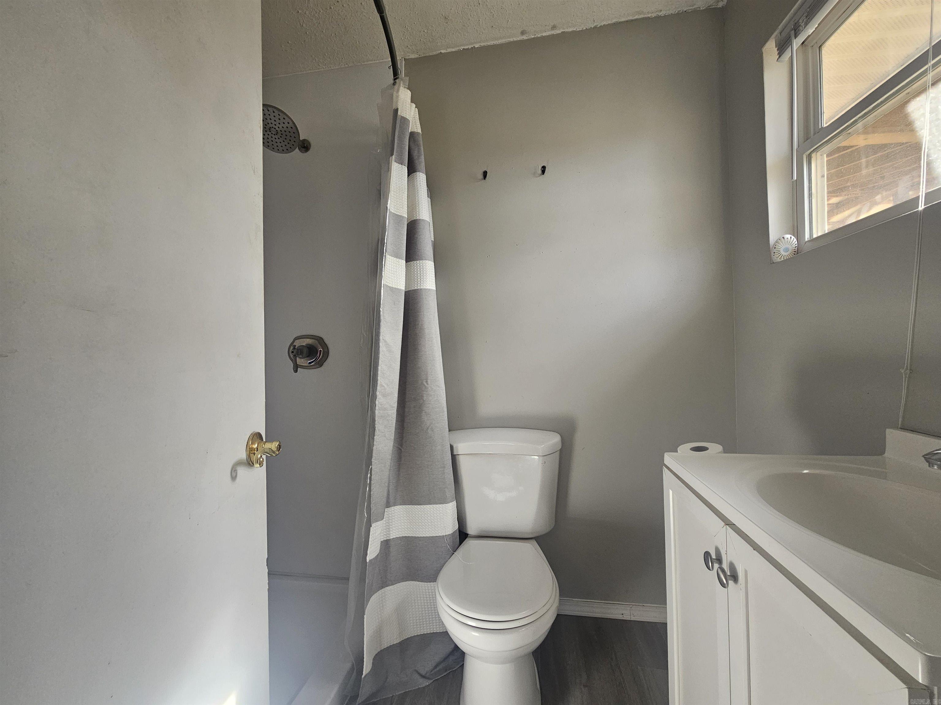 335 W Tennyson Street Property Photo 36
