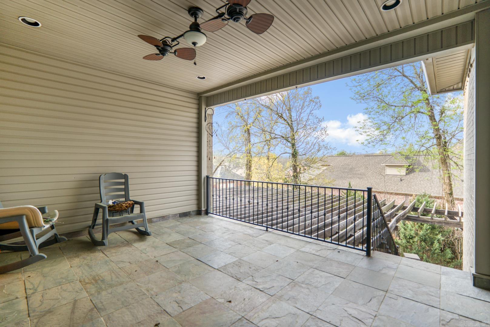147 Oneida Way Property Photo 9