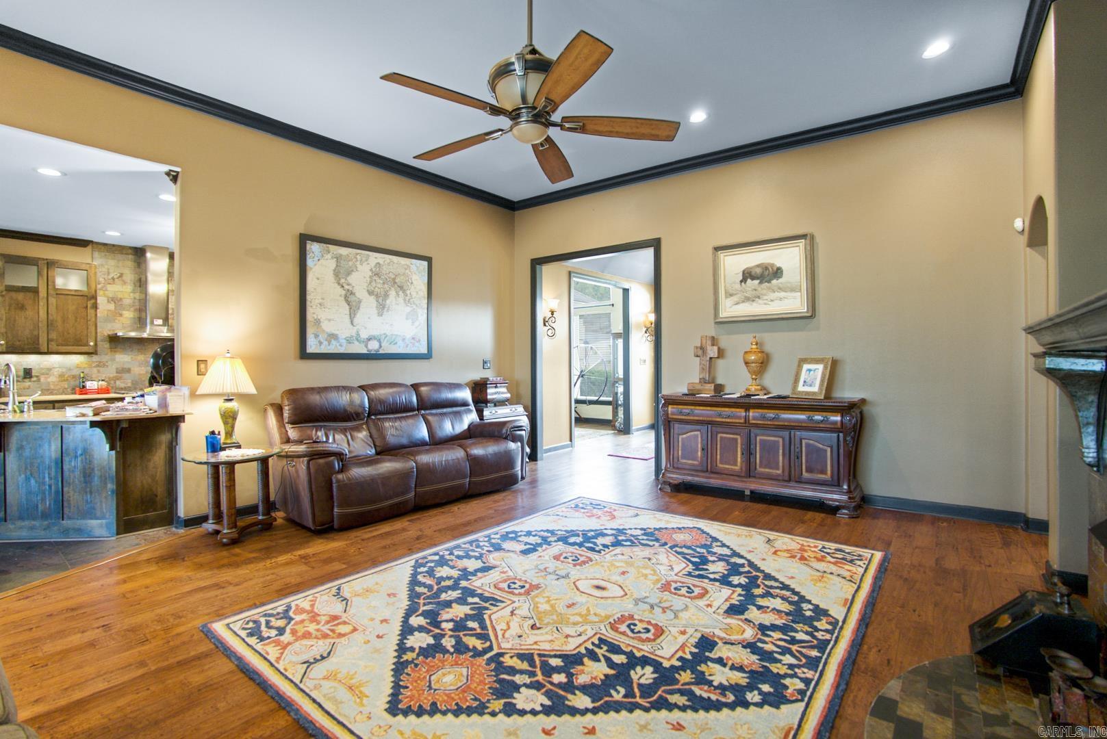 147 Oneida Way Property Photo 11
