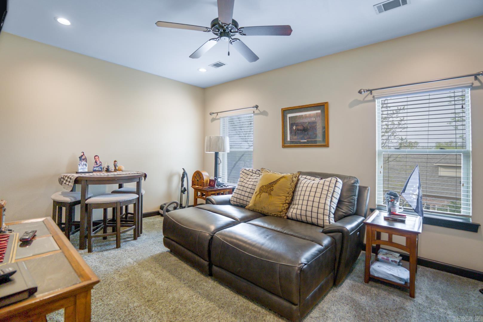 147 Oneida Way Property Photo 13