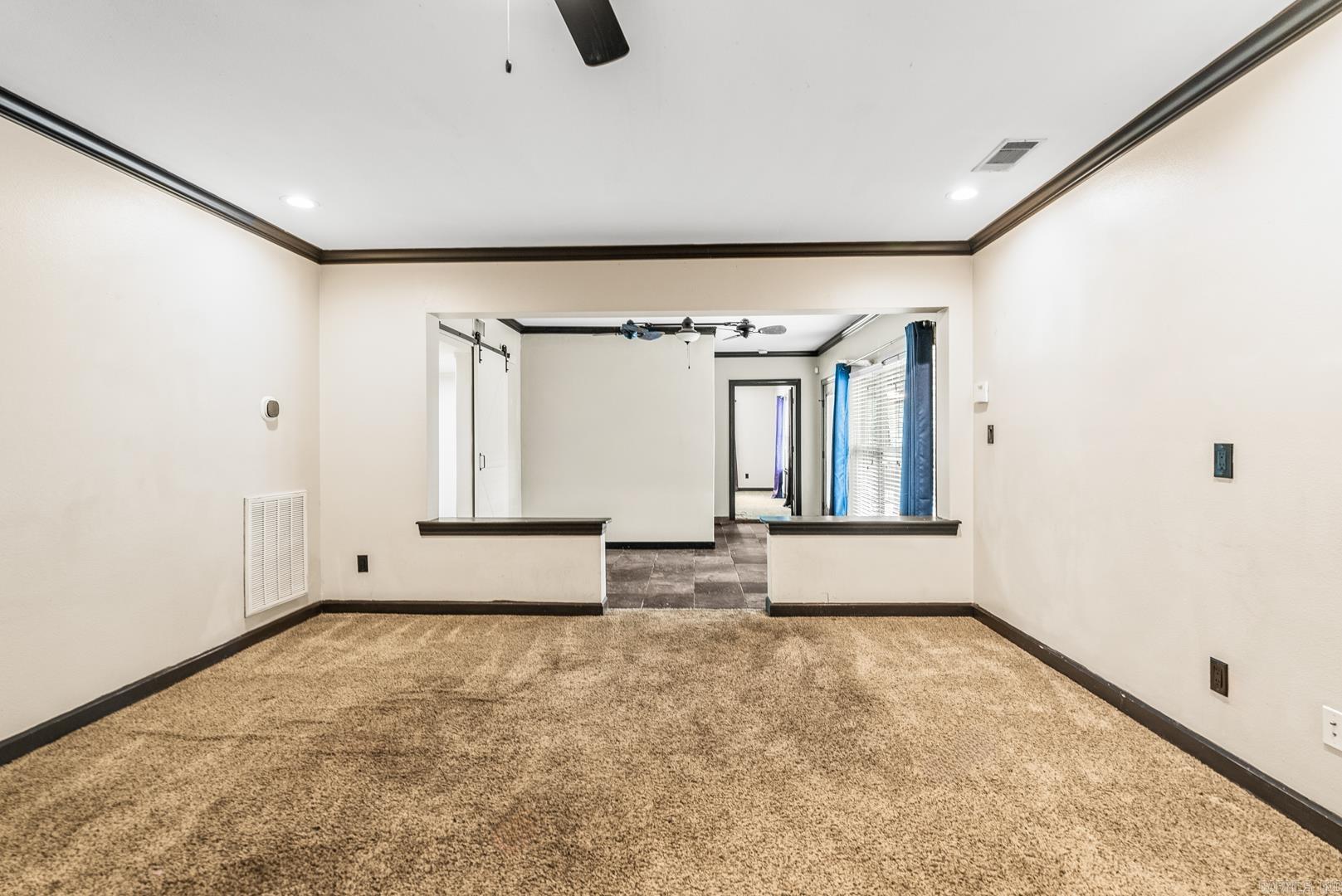 147 Oneida Way Property Photo 34