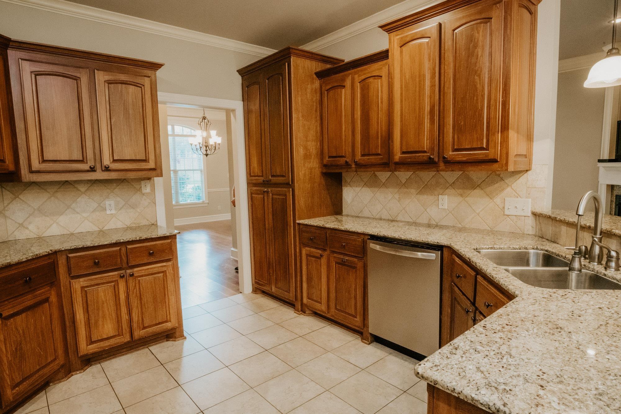 3908 Robinwood Circle Property Photo 22