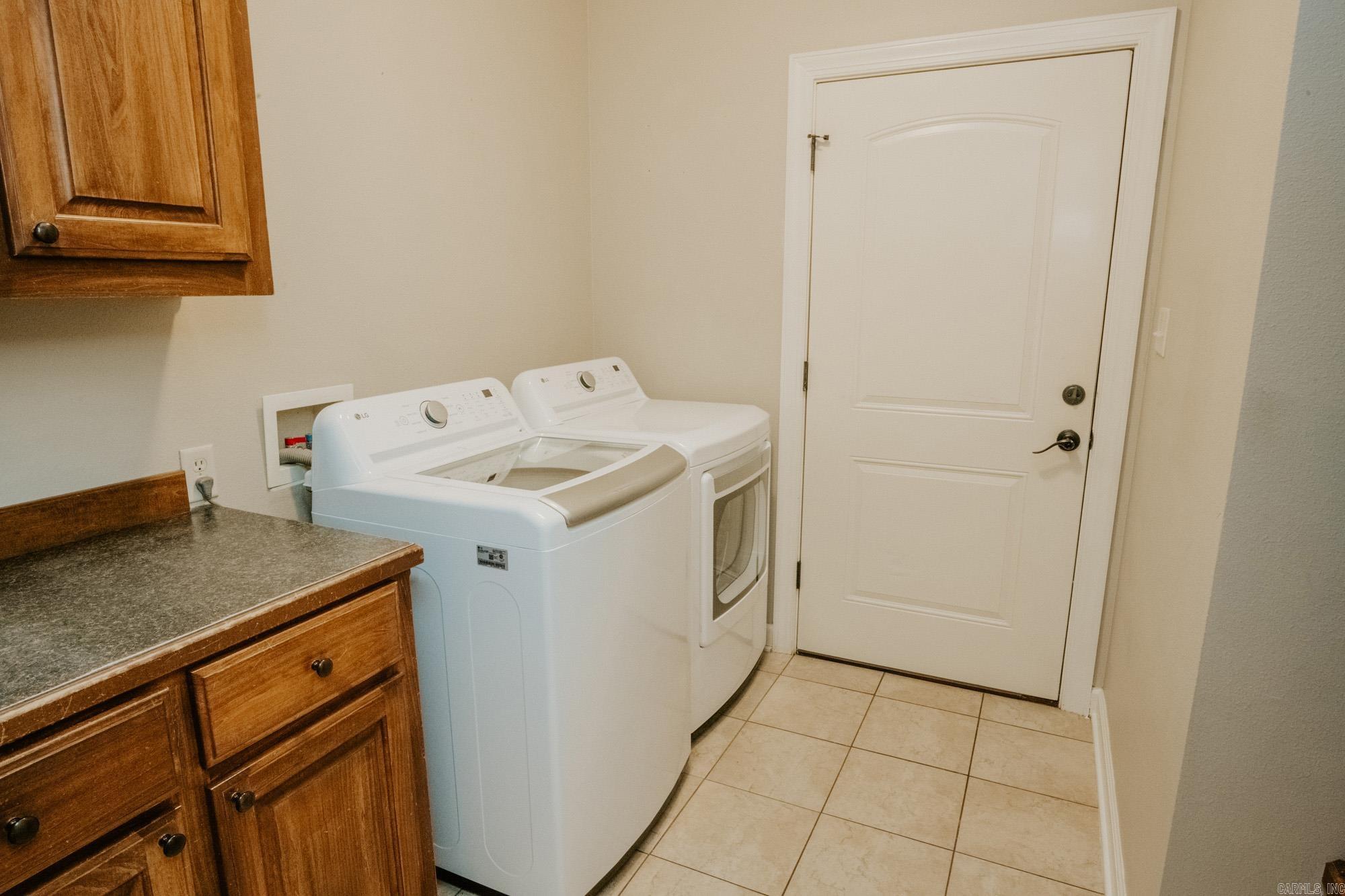 3908 Robinwood Circle Property Photo 27