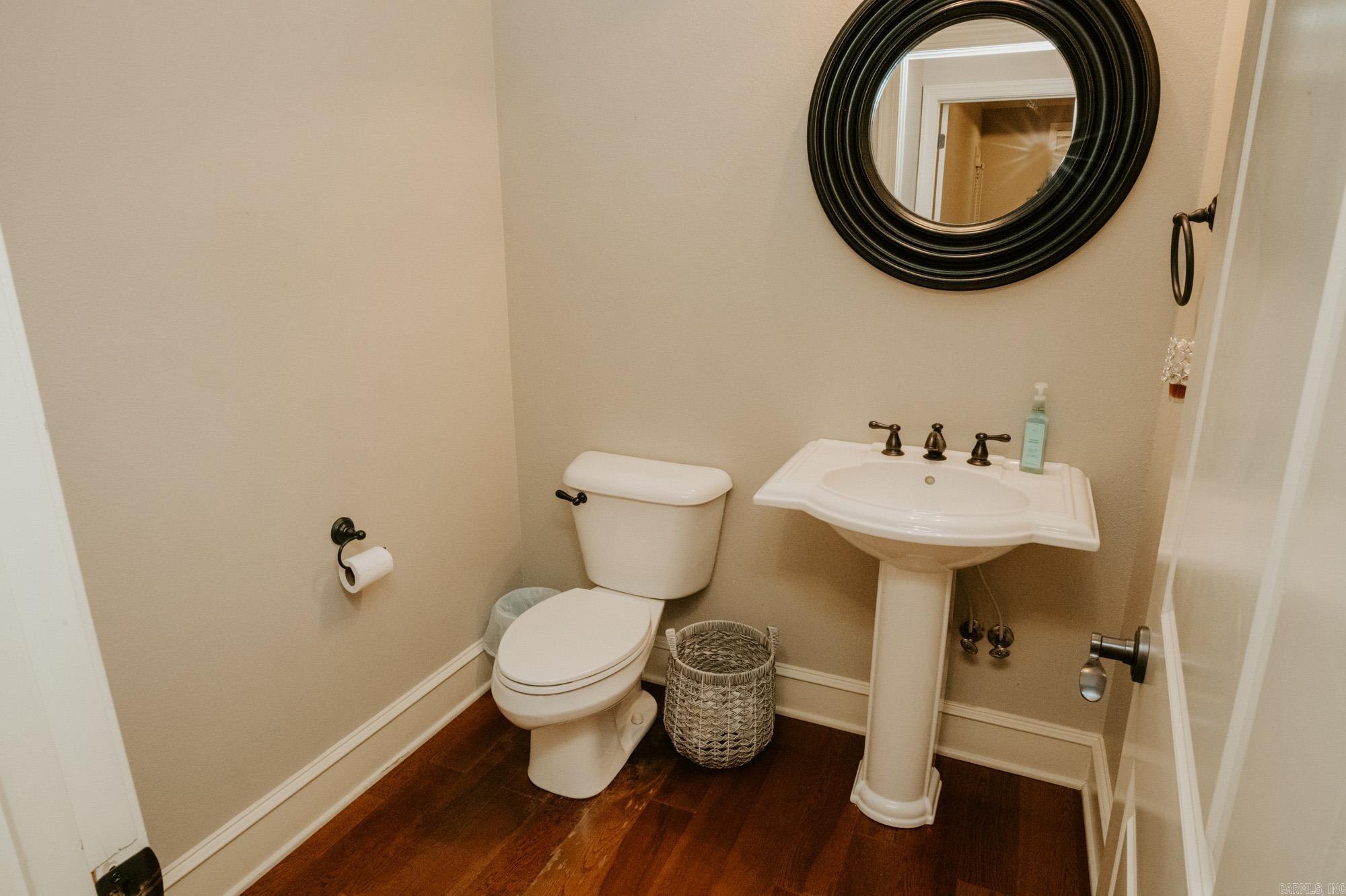 3908 Robinwood Circle Property Photo 40