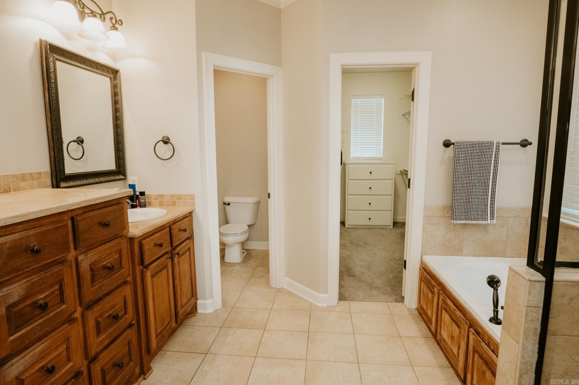 3908 Robinwood Circle Property Photo 44