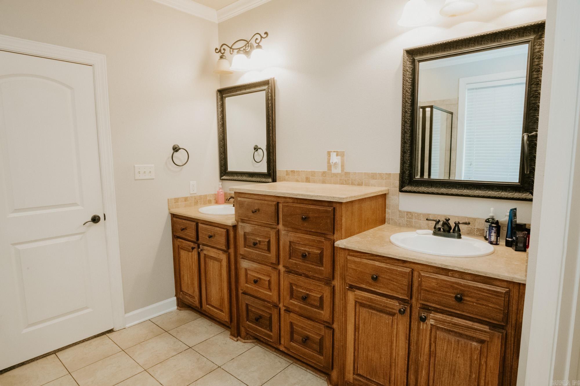 3908 Robinwood Circle Property Photo 47