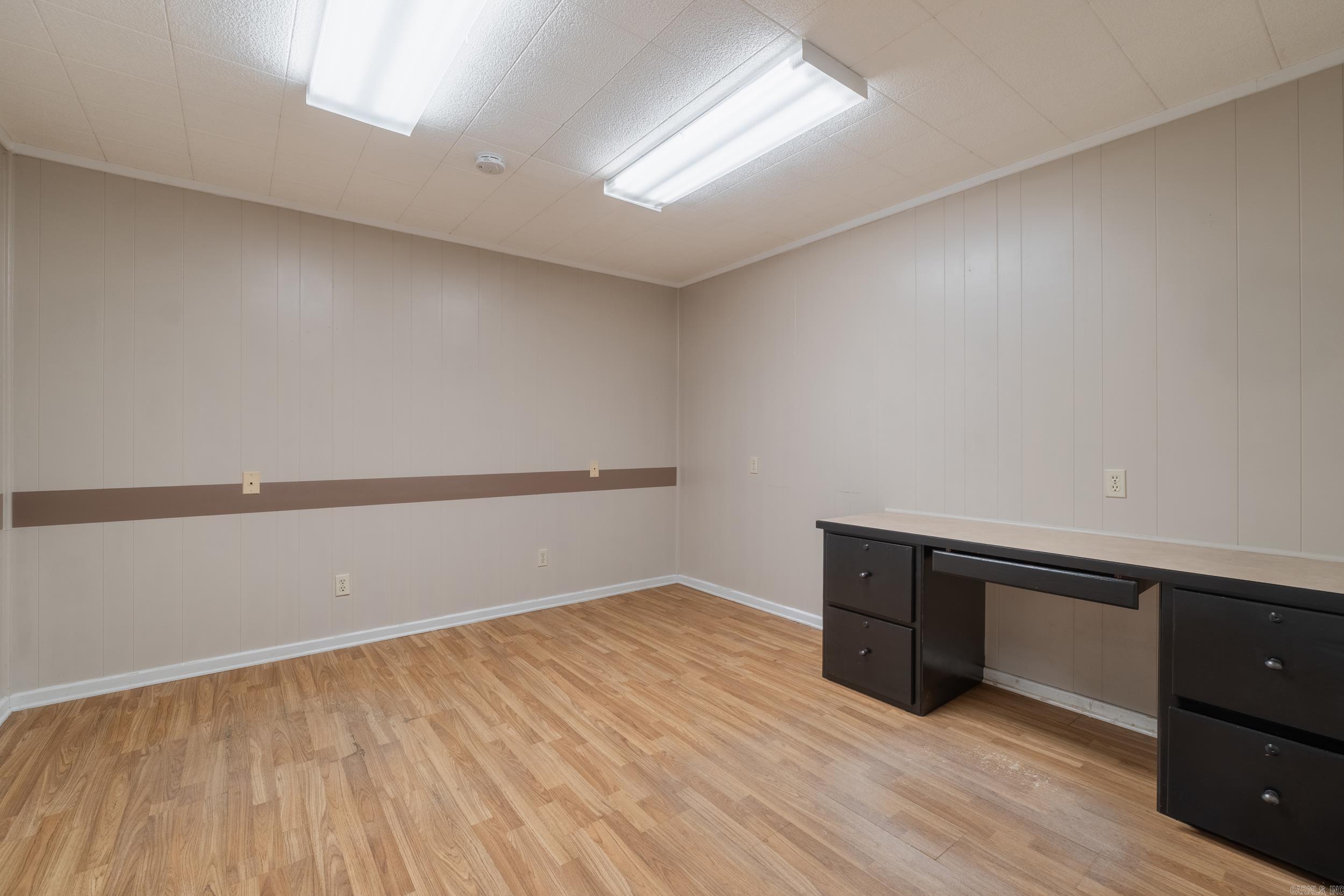 706 N Brown St. Property Photo 16