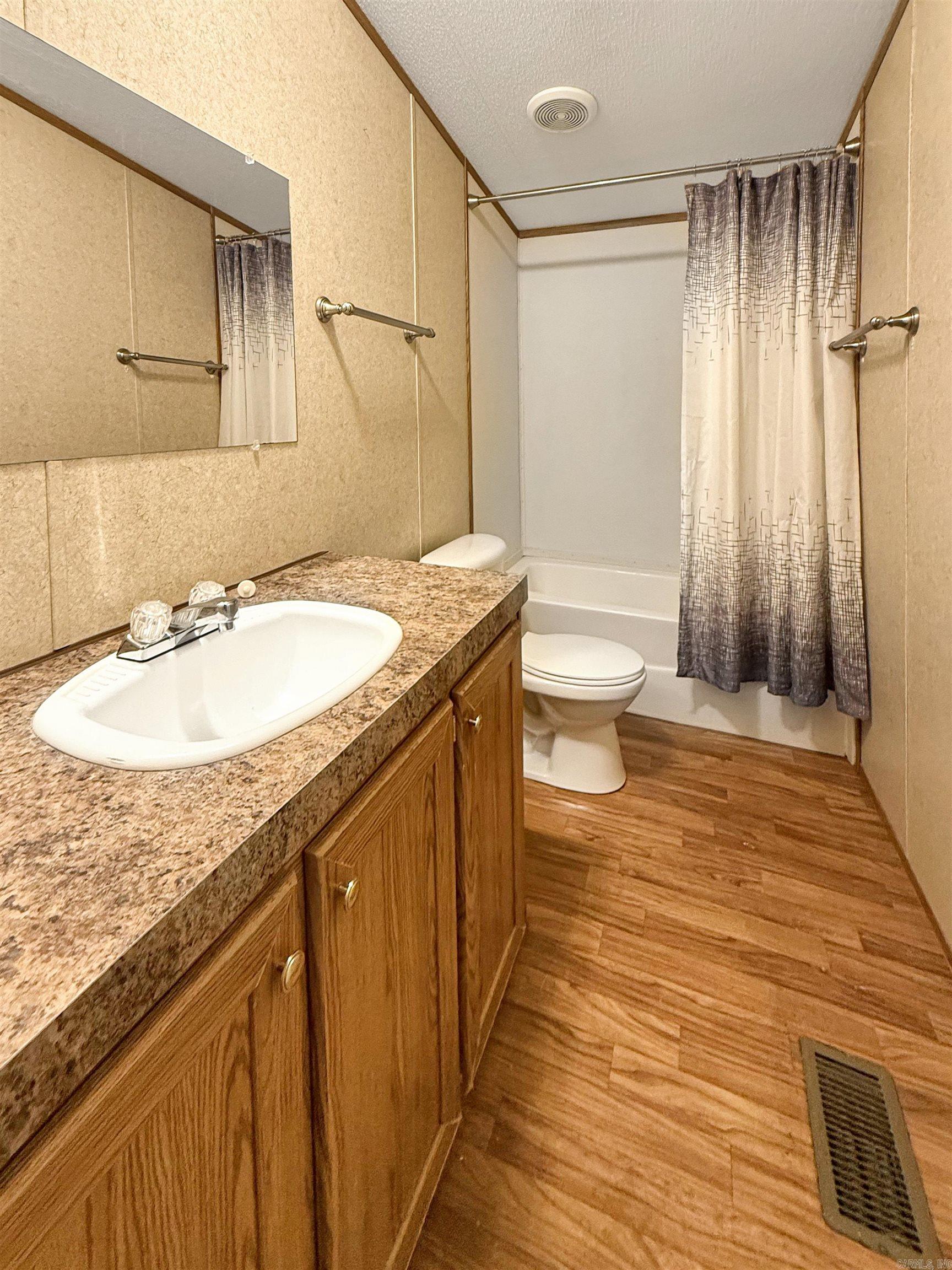 144 Valley Oaks Drive Property Photo 14