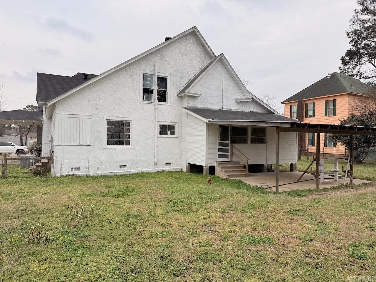 404 Turner Street Property Photo 4