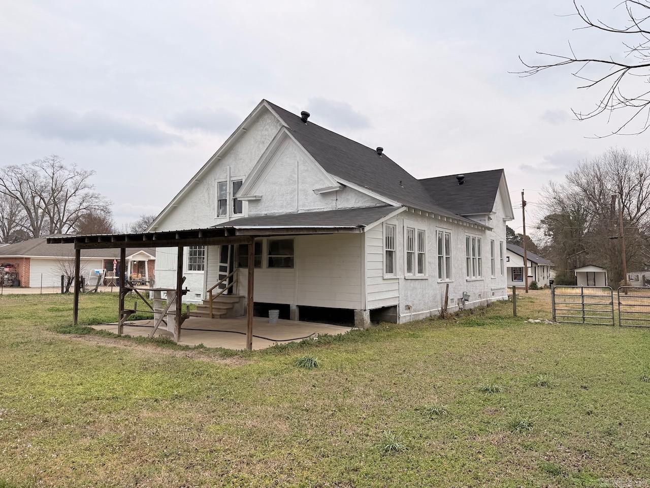 404 Turner Street Property Photo 5