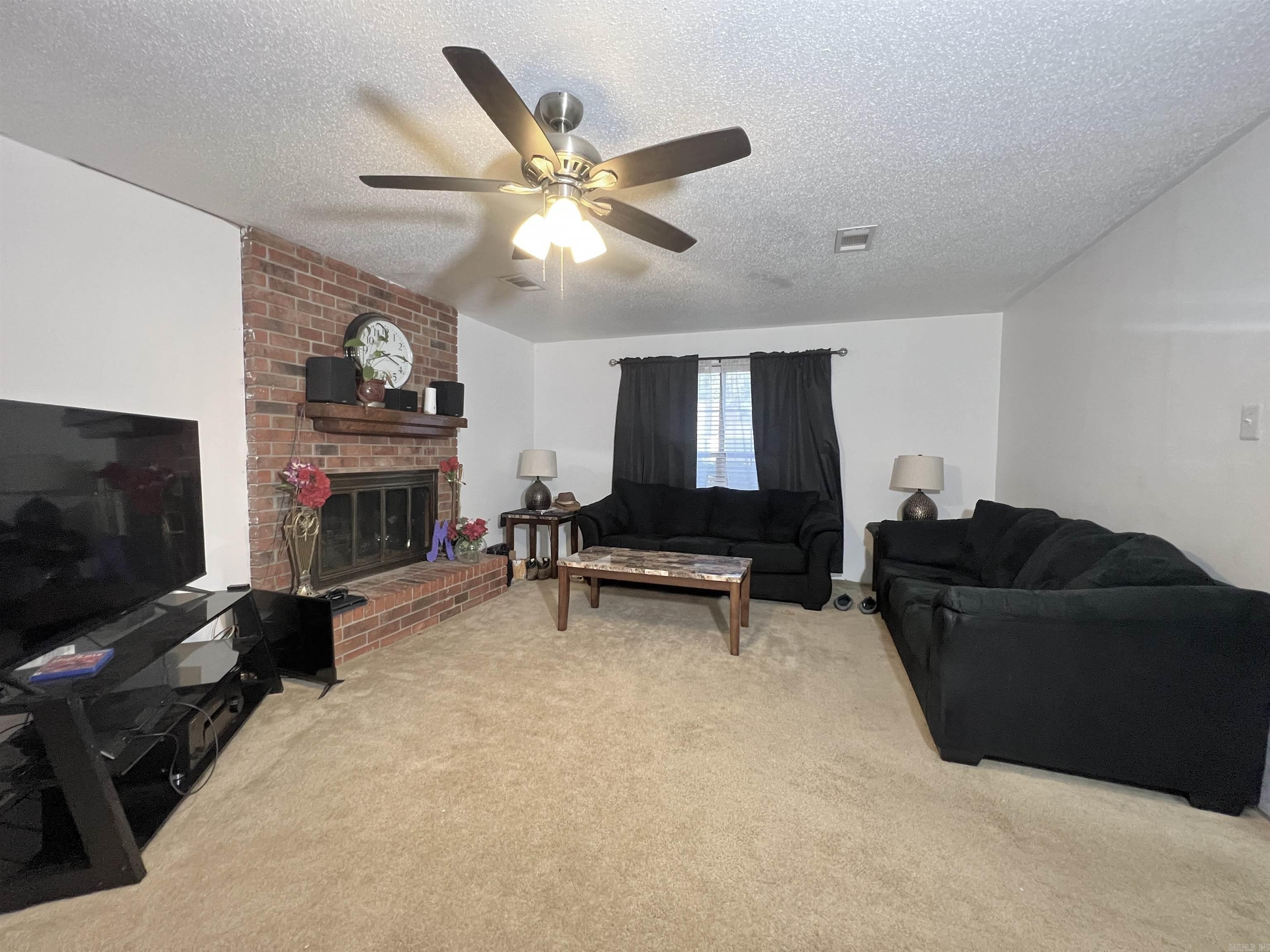 2002 Shumate Drive Property Photo 11