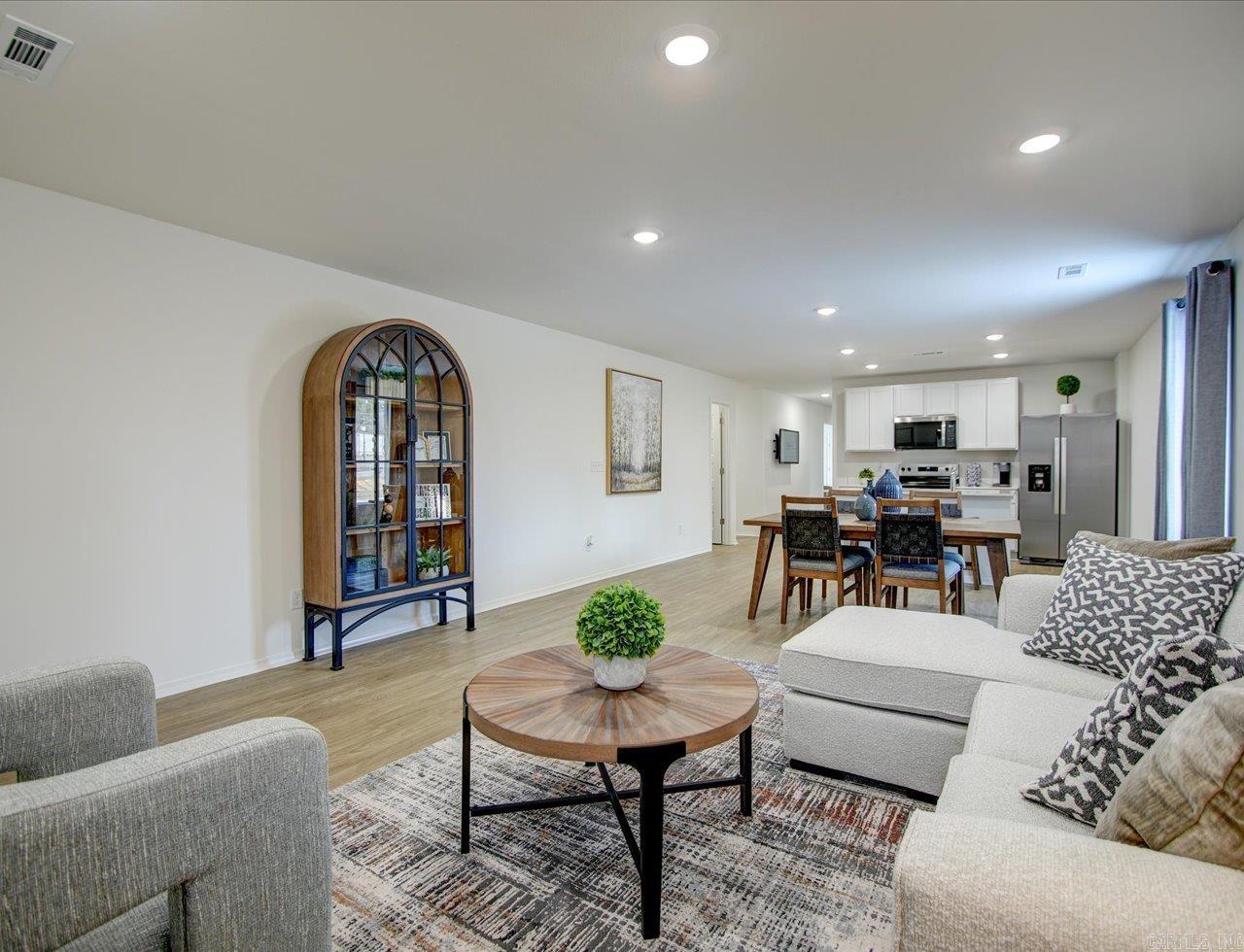 235 Stone Canyon Drive Property Photo 4