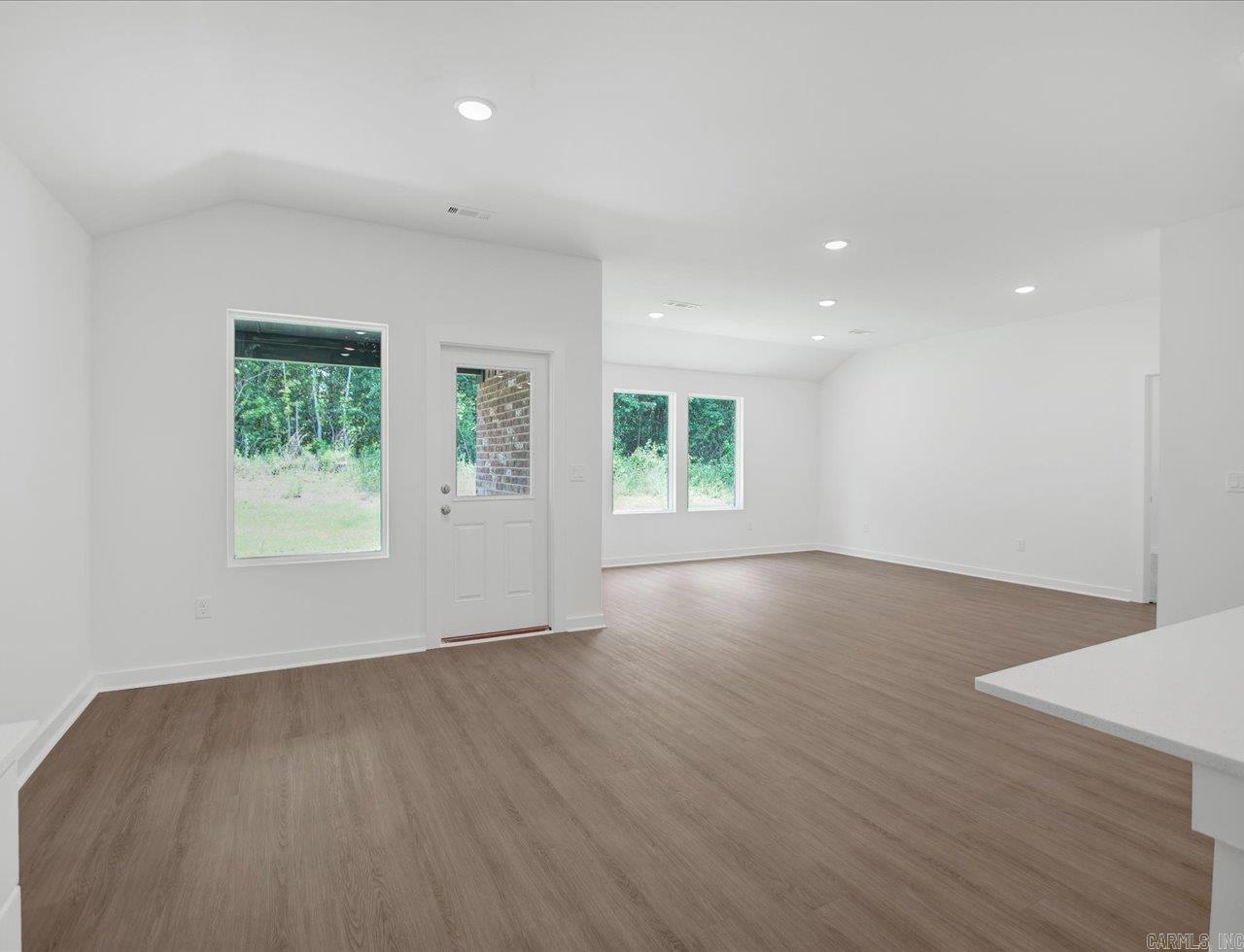 56 Wolfsbridge Loop Property Photo 9